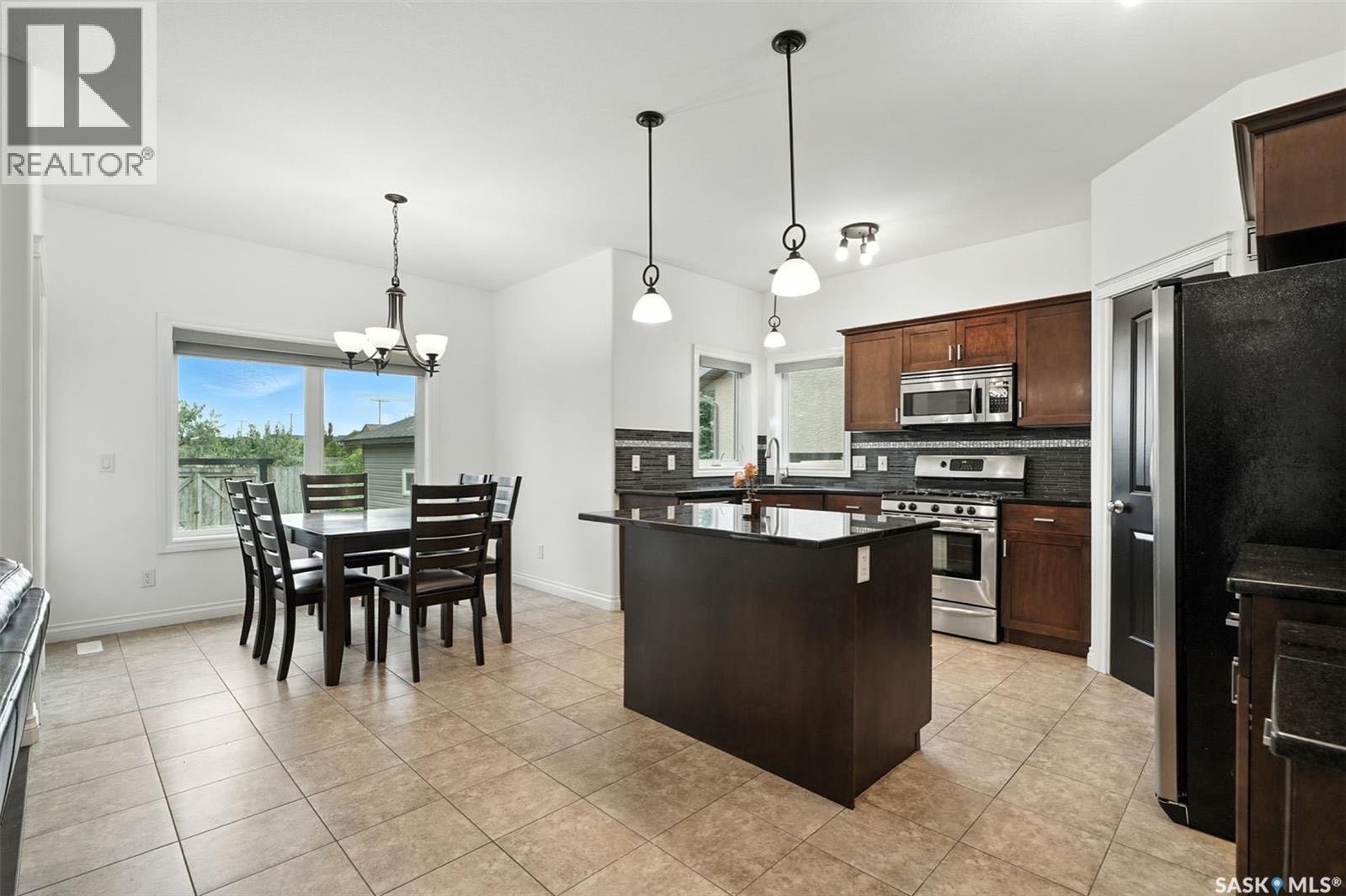 Public Open House公众开放看房 114 Lamarsh Road 8月23日 周六10-11:30AM Gary Gai或者同事Dominic Parent会在此迎接🙏 ————— Willowgrove 社区背靠农地美景独立屋出售！可步行到达学校、公园、商店及 - 6