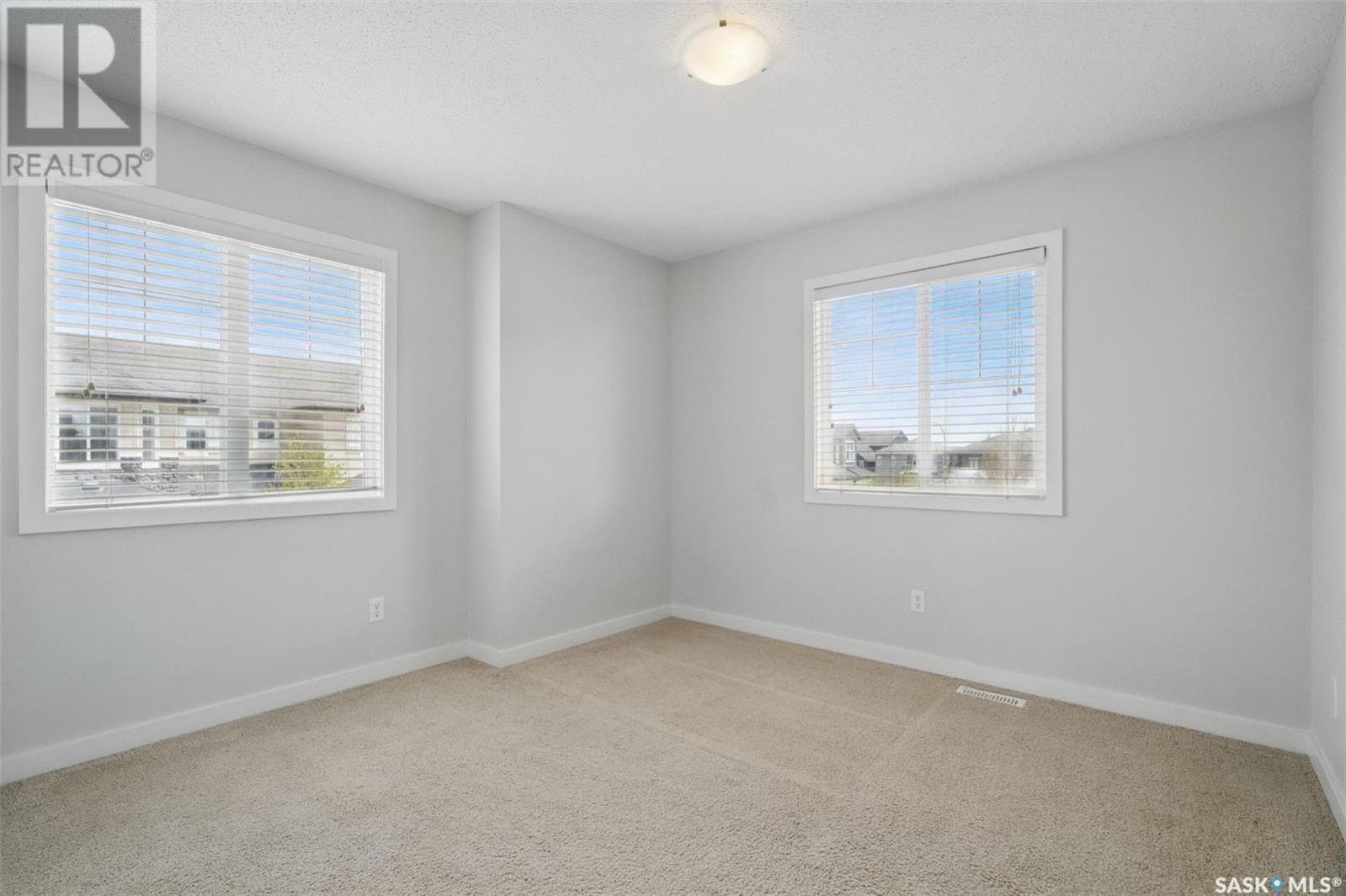 Rosewood小区3房3卫大尺寸边户联排出售。 - 8