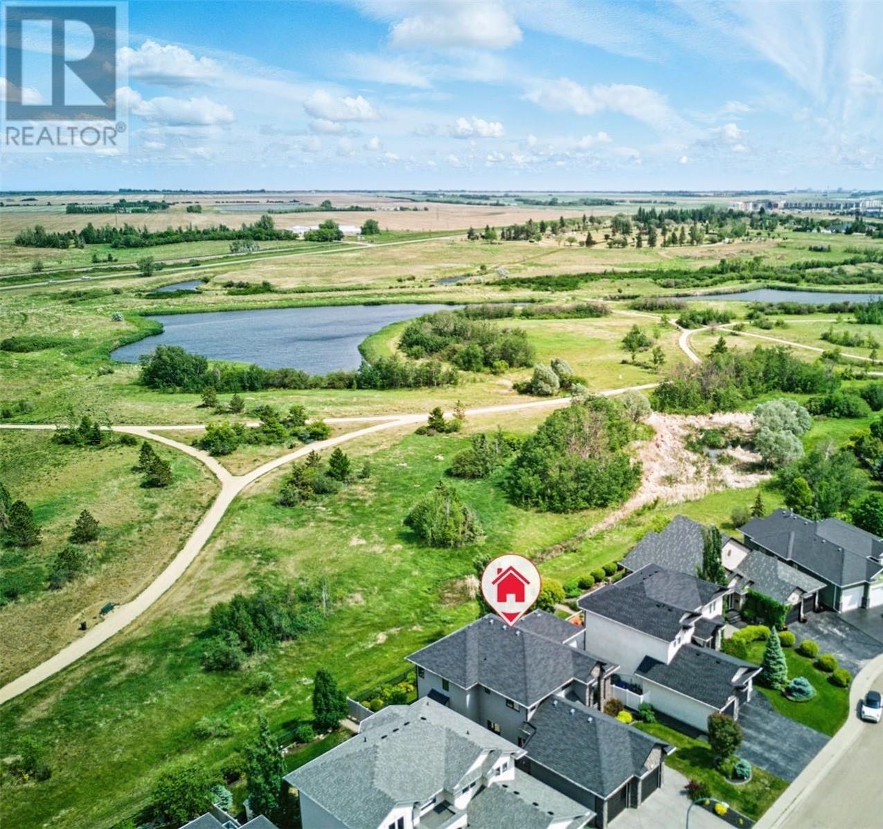 Public Open House公众开放看房 739 Beechdale Way  9月13日 周六2:00-4:00PM Gary Gai或者同事Dominic Parent会在此迎接🙏  ————————- Briarwood背靠公园步出式独立屋出售！视野开阔，整栋房屋共 - 4