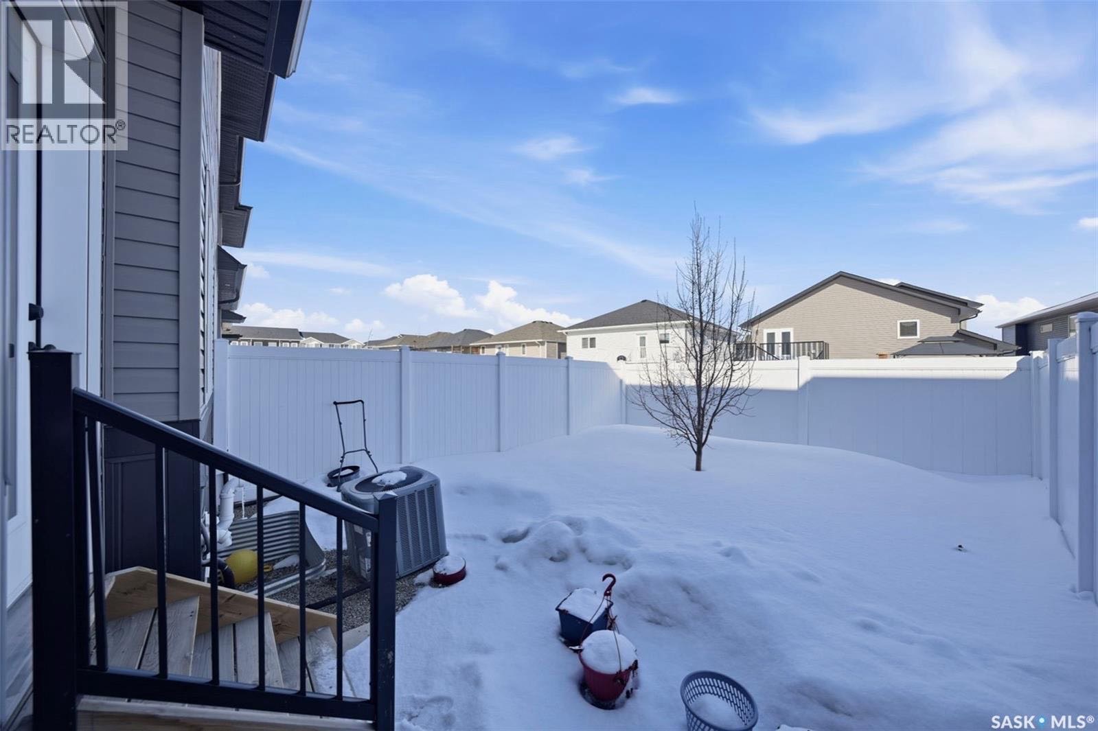 🏡 Evergreen 联排别墅上市 📍#16–1003 Evergreen Blvd  位于 Evergreen 核心位置联排别墅 - 7