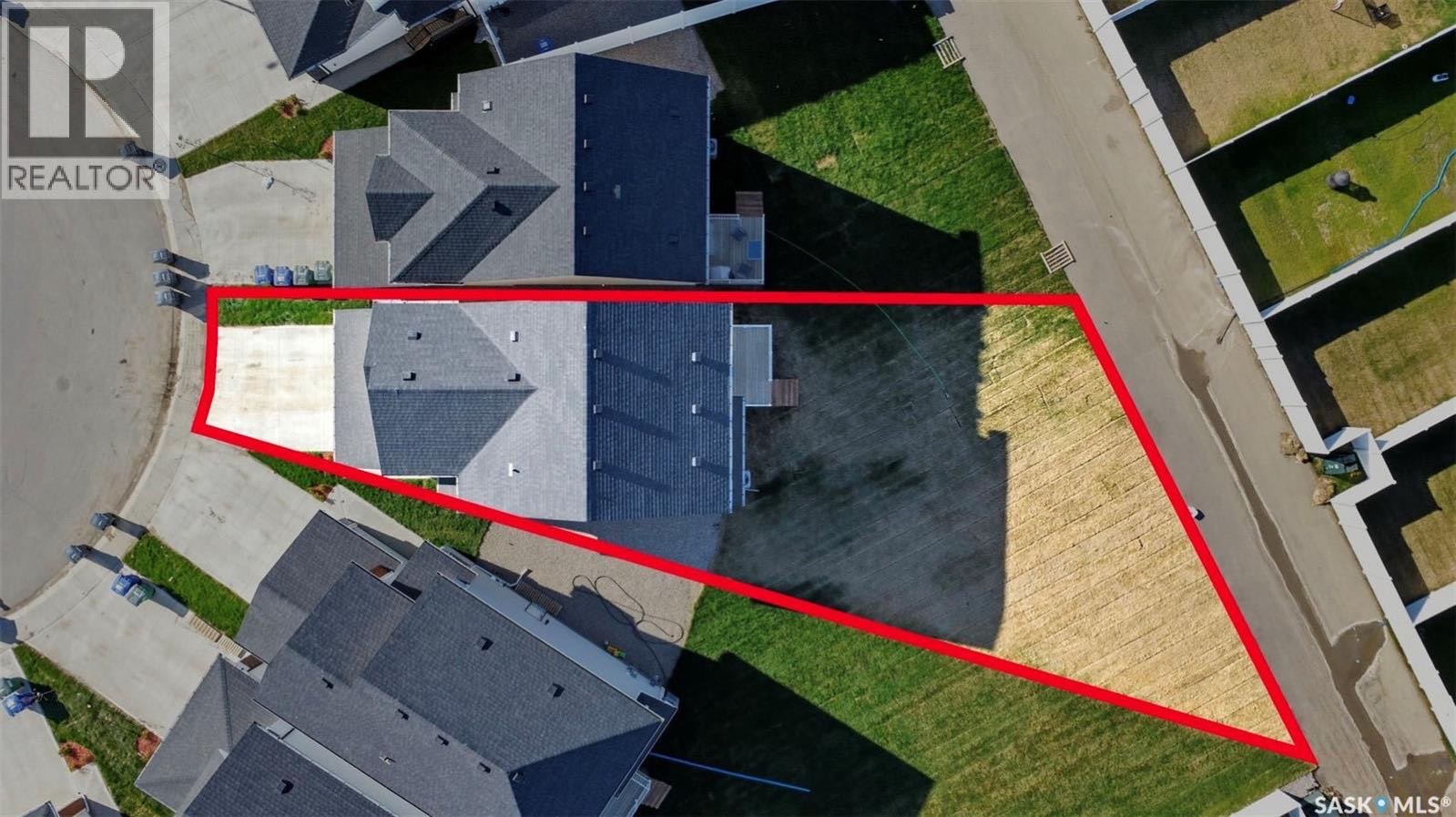 Brighton中心位置带独立出入口独立屋出售。 - 8
