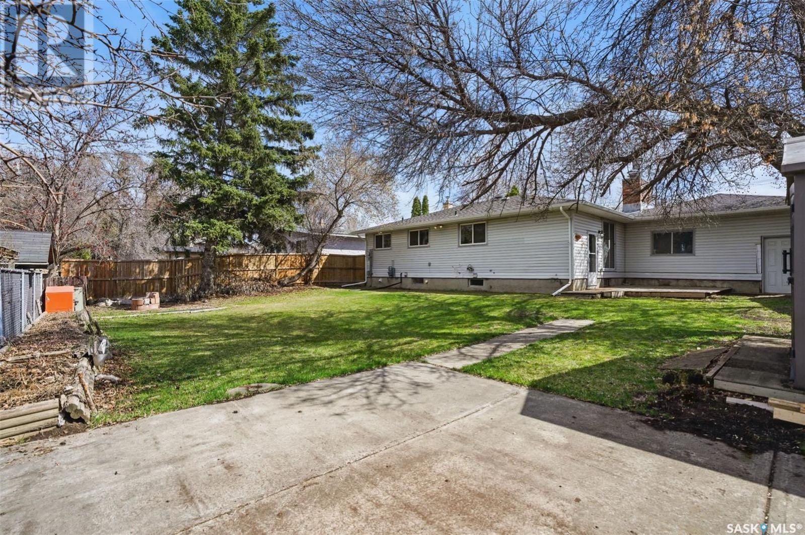 Public Open House公众开放看房 422 115th St E 5月3日 周六 1:00-3:00PM Gary Gai或者同事Dominic Parent会在此迎接🙏 - 9