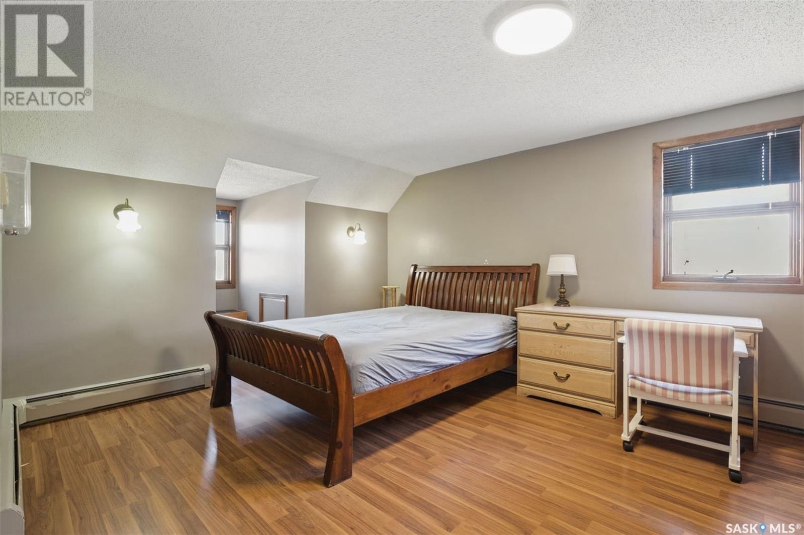 Public Open House公众开放看房 222 Avondale Rd 5月25日 周日2:00-4:00PM Gary Gai或者同事Dominic Parent会在此迎接🙏 - 7