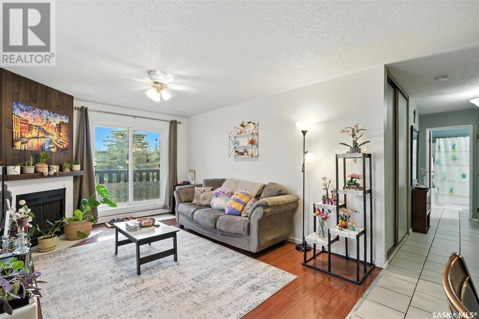 Public Open House公众开放看房 1237-425 115th St E 10月11日12日 周六周日2:00-4:00PM Gary Gai或者同事Della Zhang会在此迎接 - 7