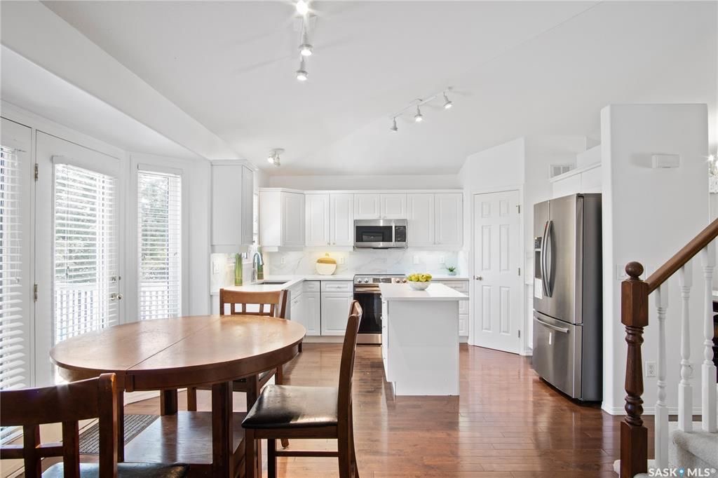 Public Open House公众开放看房 223 Kucey Terrace 10月30日 周六1:30-3:30PM  Gary Gai或者同事Don Remizowski 会在此迎接🙏 - 10