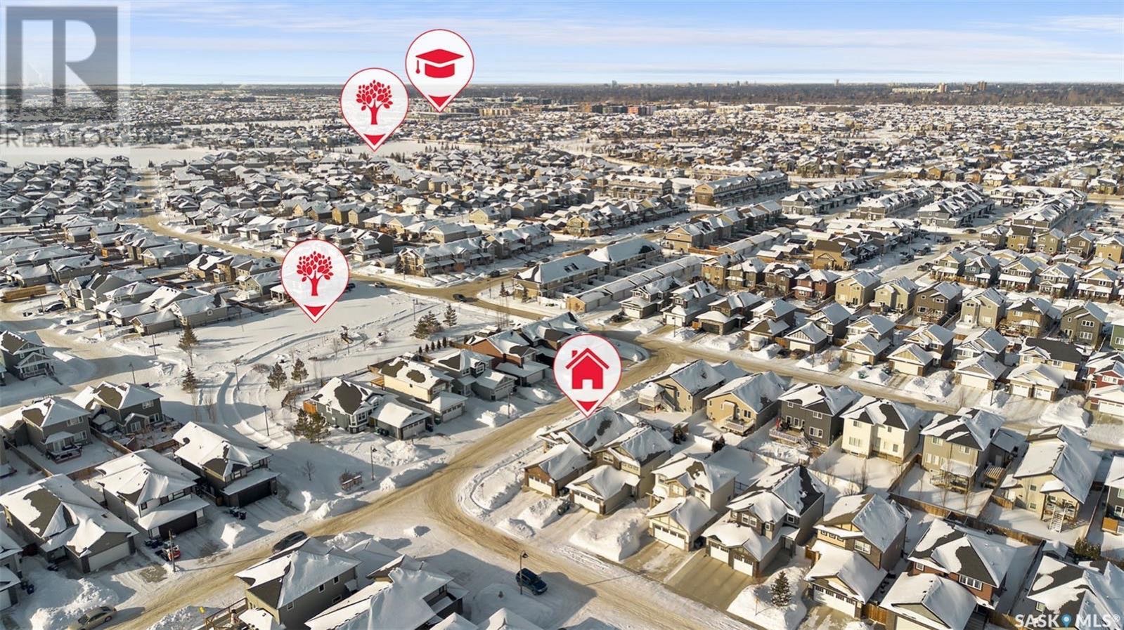 Stonebridge小区合法出租错层独立屋出售。 - 4