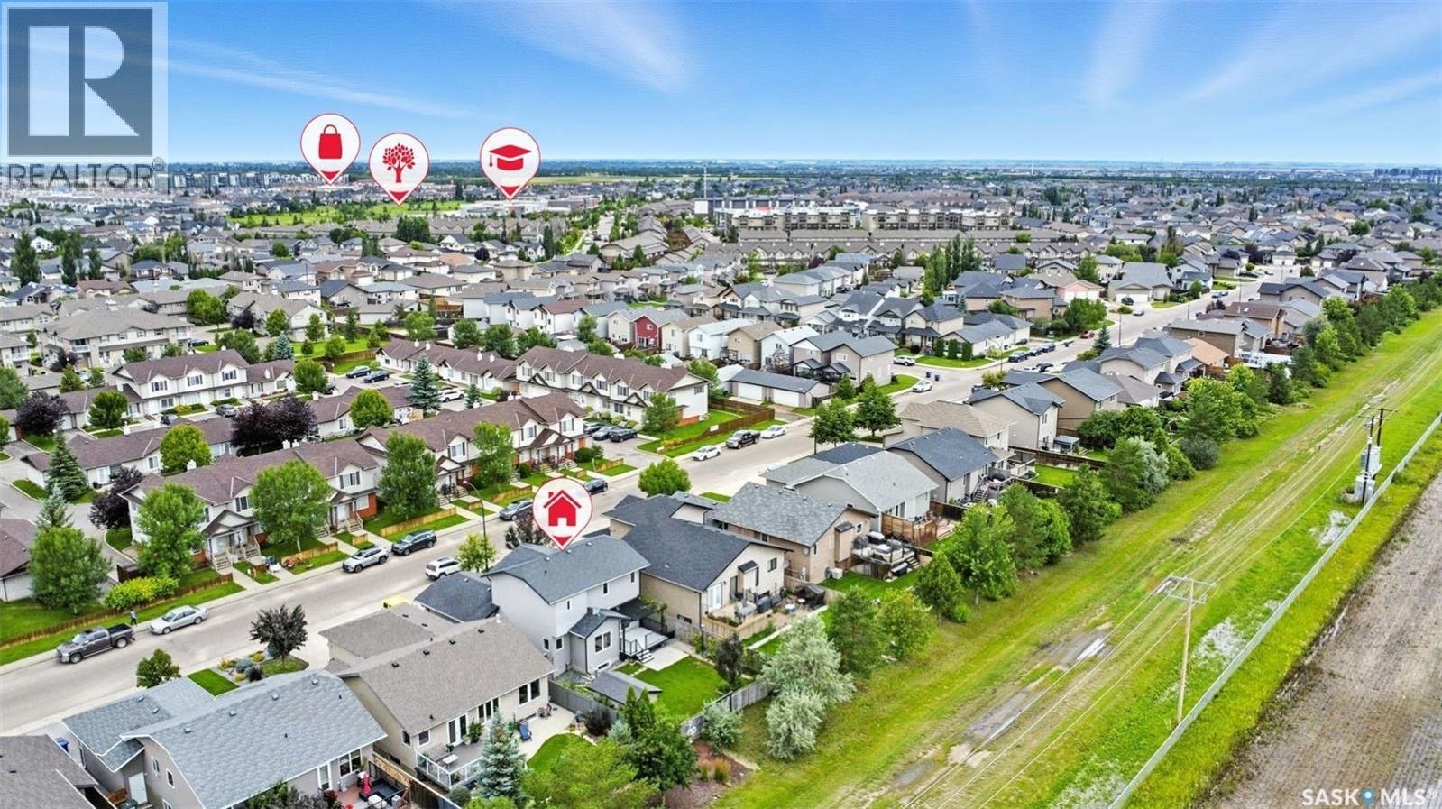 Public Open House公众开放看房 114 Lamarsh Road 9月13日 周六1:30-4:30PM Gary Gai或者同事Dominic Parent会在此迎接🙏 ————— Willowgrove 社区背靠农地美景独立屋出售！可步行到达学校、公园、商店 - 5