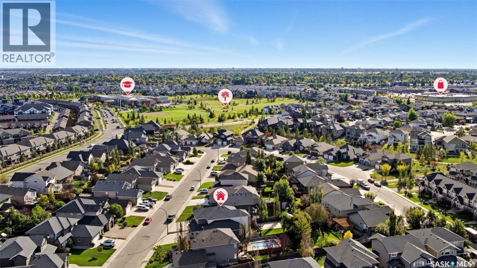 Public Open House公众开放看房 230 Trimble Lane 9月28日 周日 2:00-4PM Gary Gai或者同事Dominic Parent会在此迎接🙏 ————— Willowgrove 小学百米距离豪华装修独立屋出售！超大2589平方尺。兼具现 - 3