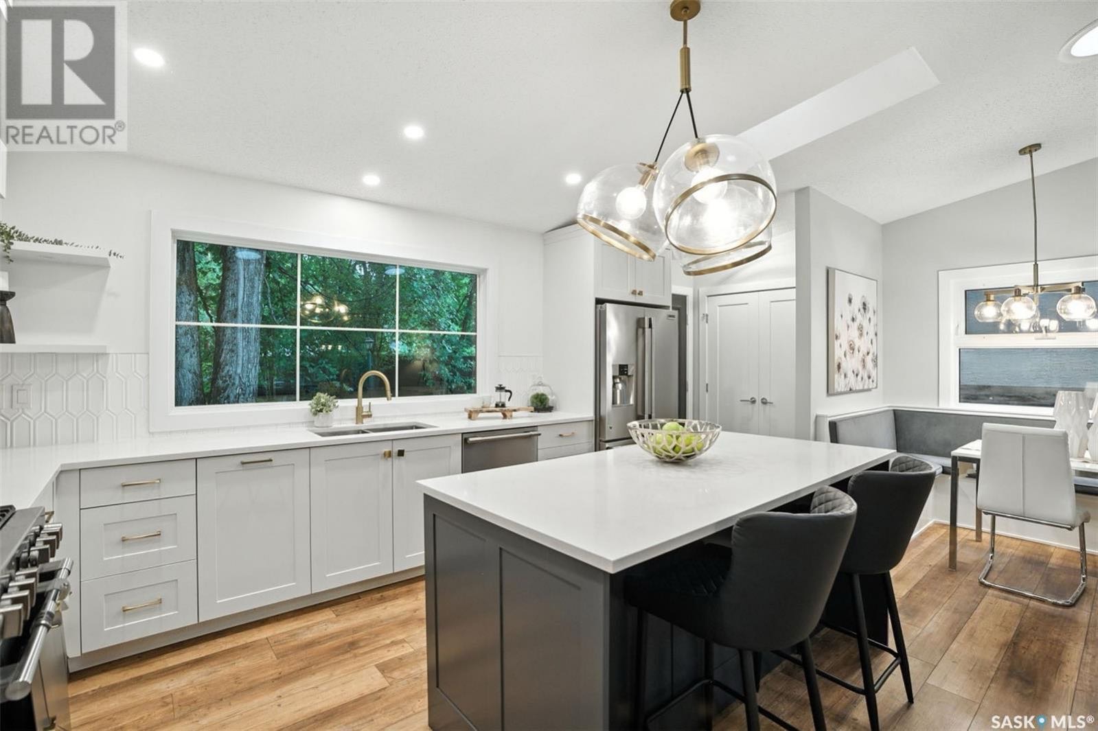 Public Open House公众开放看房 1116 Elliott St 10月4 &5日周六周日2-4PM Gary Gai或者同事Della Zhang会在此迎接🙏 - 6