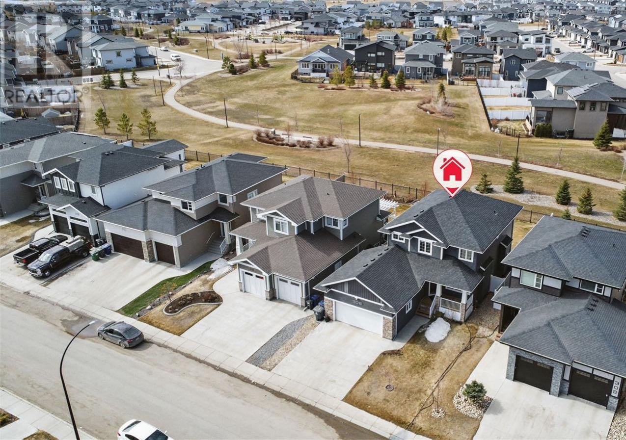 Public Open House公众开放看房 306 Secord Way 5月24日 周六 2:00-4:00PM Gary Gai或者同事Dominic Parent会在此迎接🙏 ————— Brighton小区背靠公园绿地3房3卫独立屋出售。Montana Homes前 - 5