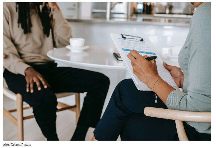 15至30岁的年轻人现在可以申请加拿大暑期工作职位!