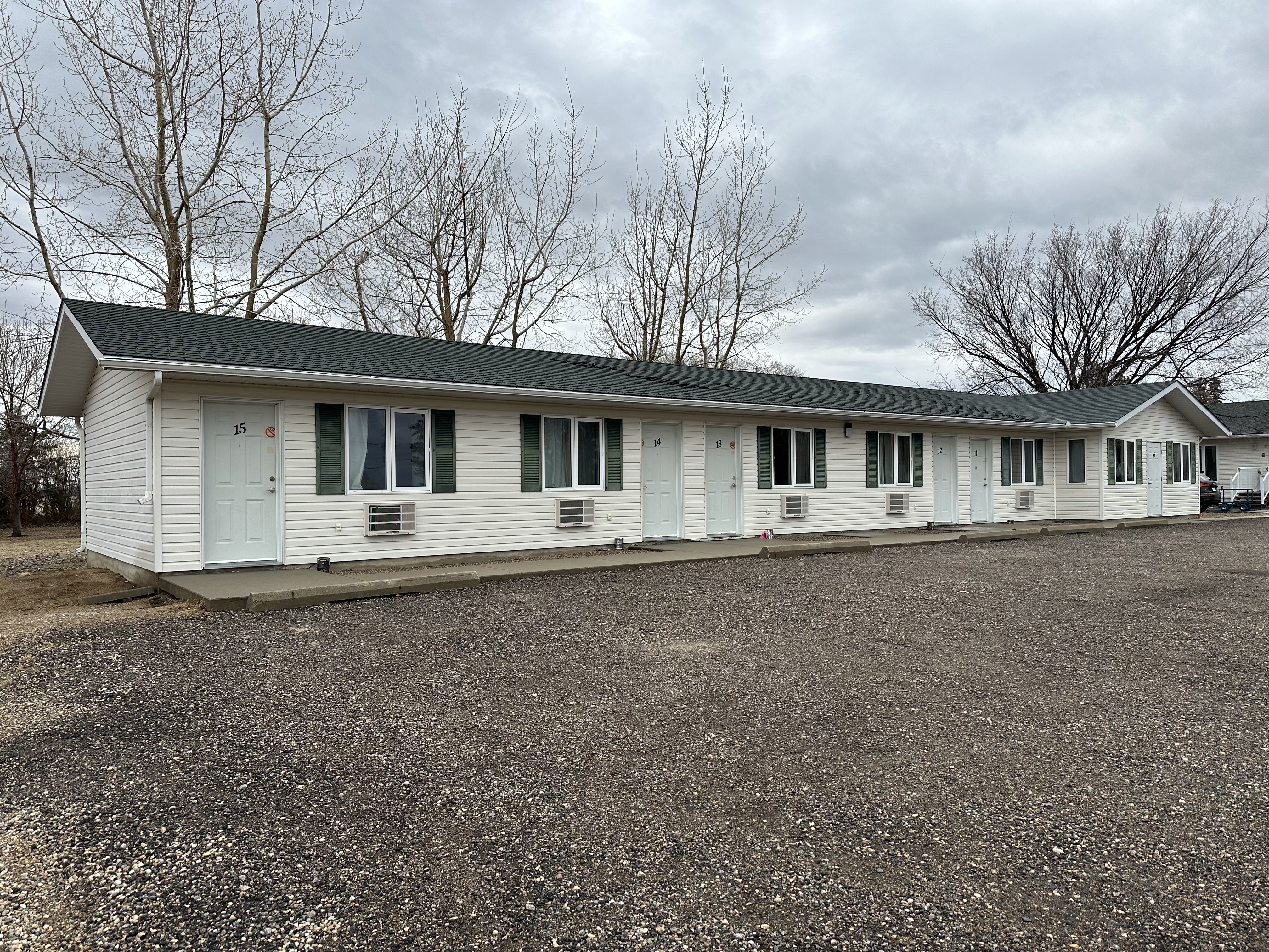 萨省投资移民注意！最省心、最容易经营的小镇汽车旅馆出售！