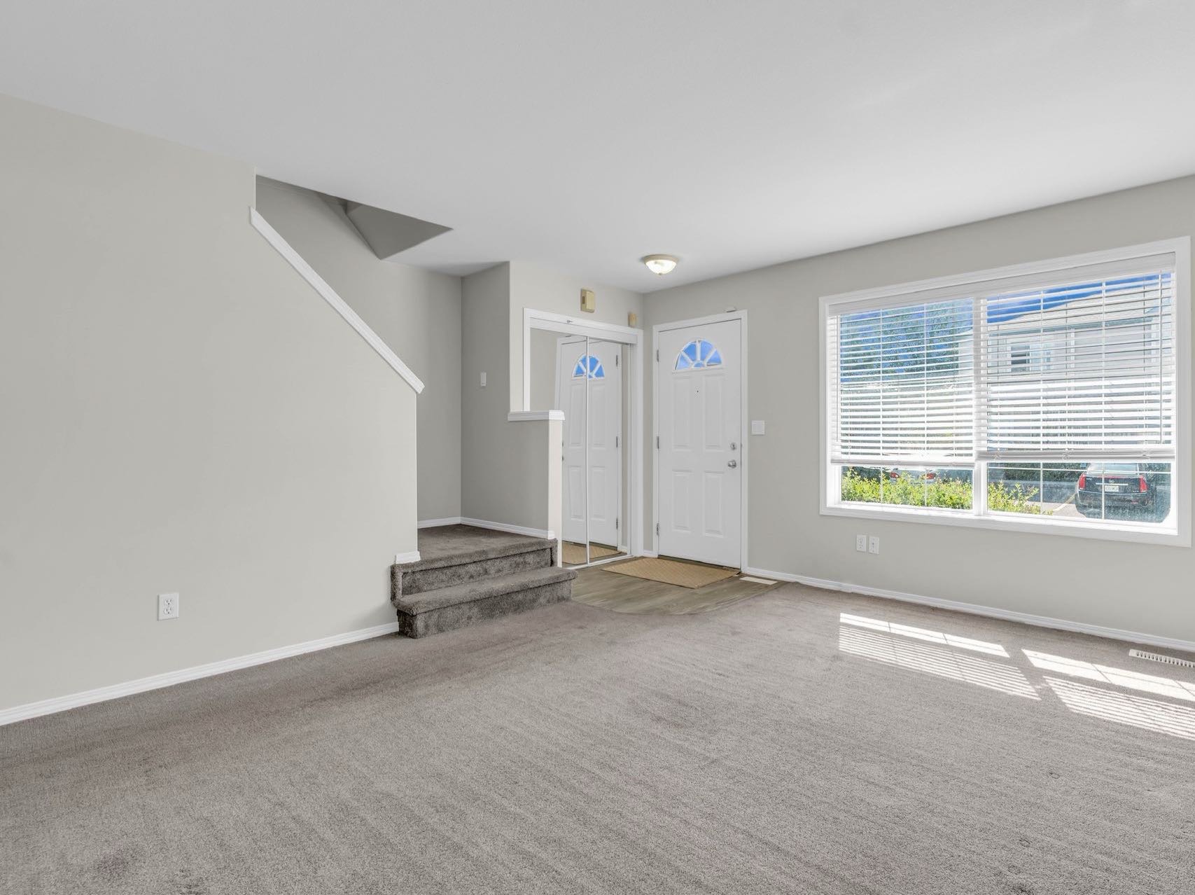 Public Open House公众开放看房 663 Beckett Crescent #101, 7月5日本周六下午2-4PM, Sunny Li将在此迎接您的到来！ - 3