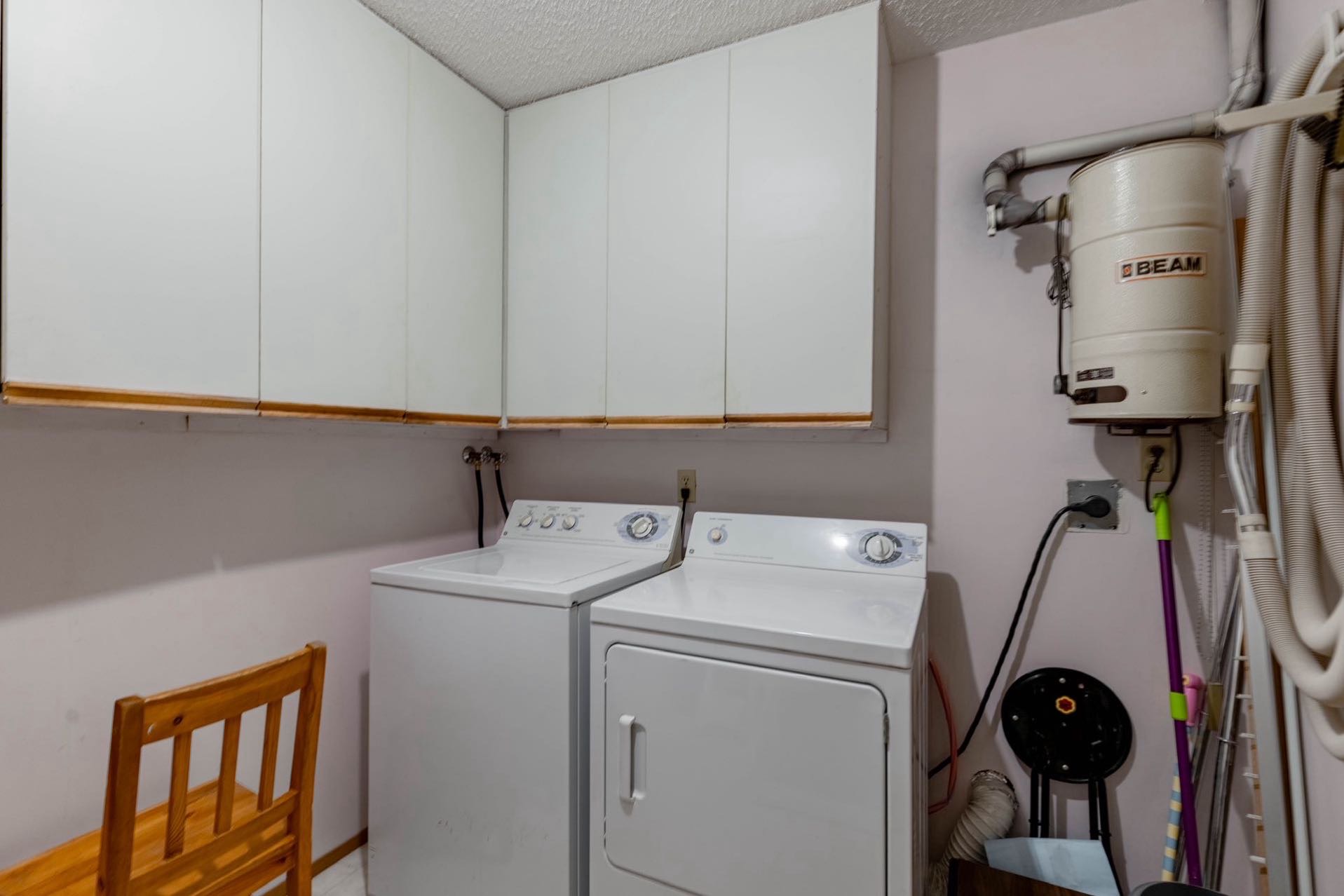 八街顶楼公寓出售，带电梯和地库，生活便利！--林与唐地产 - 5