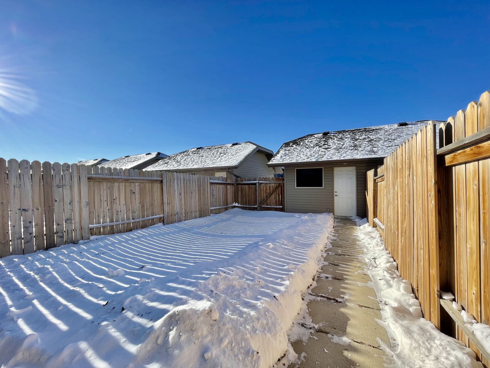 Rosewood社区带独立后院的联排别墅出售，2015年，3房3卫单车库，1304尺，地税$3034/年，物业费$348/月 - 8