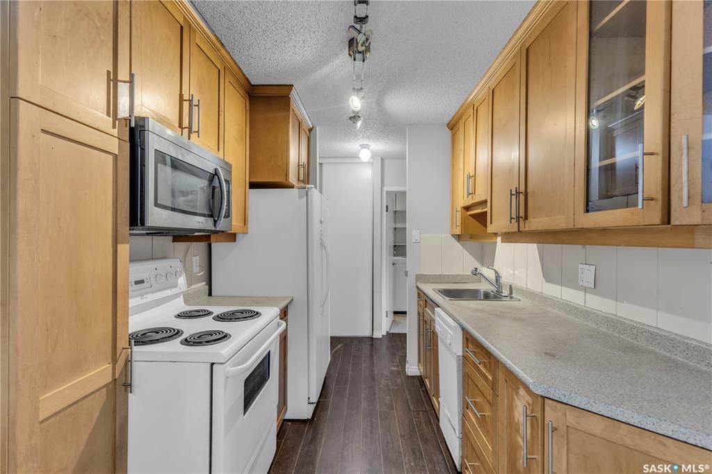 East College Park 社区近八街和高中公寓出售—林与唐地产 - 5