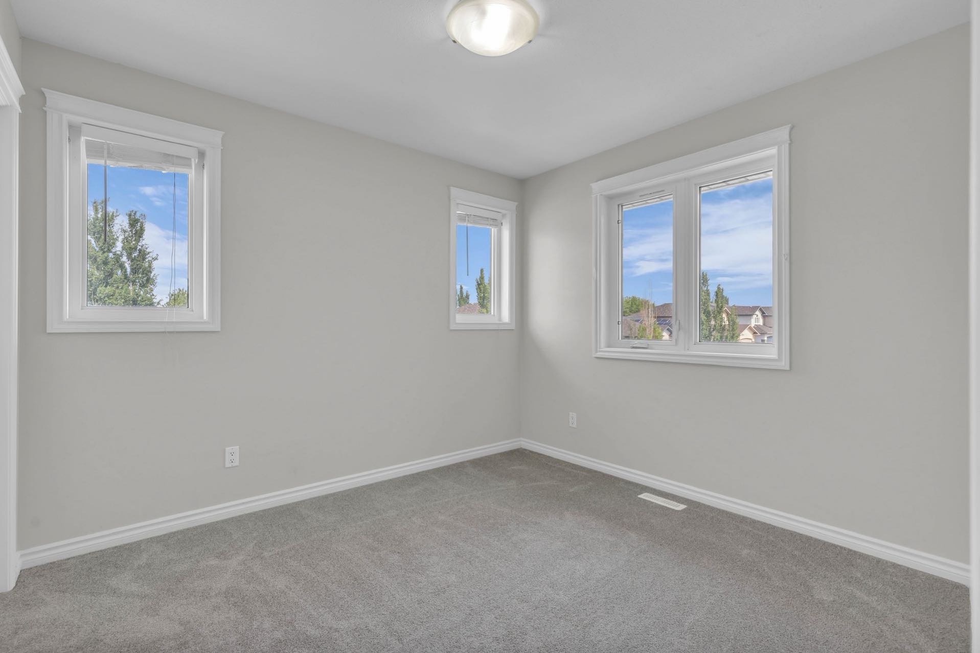 石桥独栋出售- 435 McIntosh Court,  —— 林与唐地产 - 9