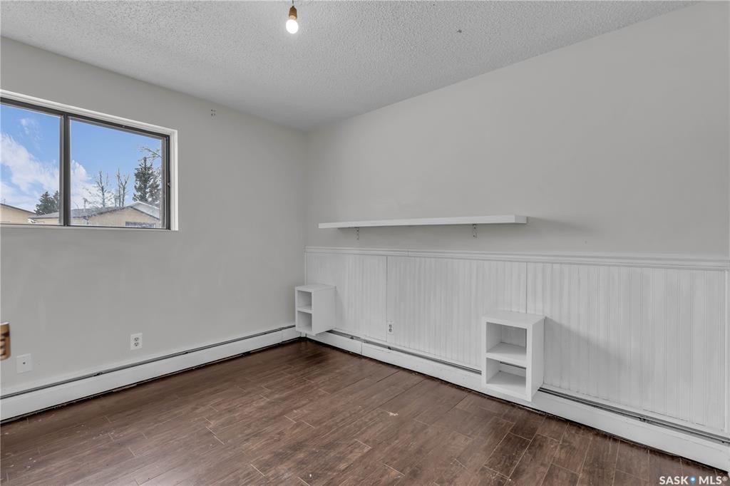 East College Park 社区近八街和高中公寓出售—林与唐地产 - 8