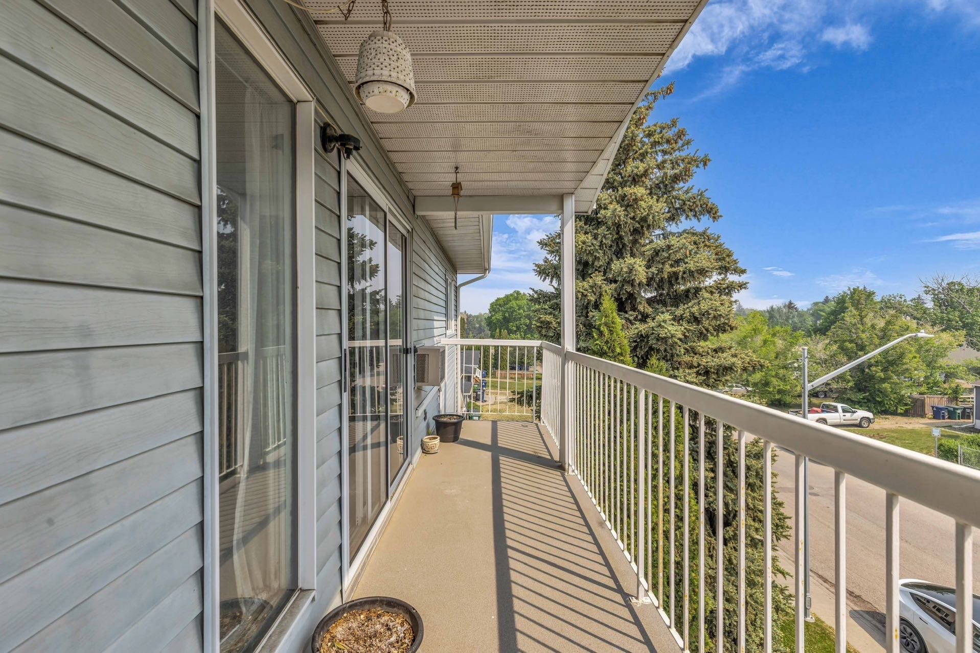 八街顶楼公寓出售，带电梯和地库，生活便利！--林与唐地产 - 7