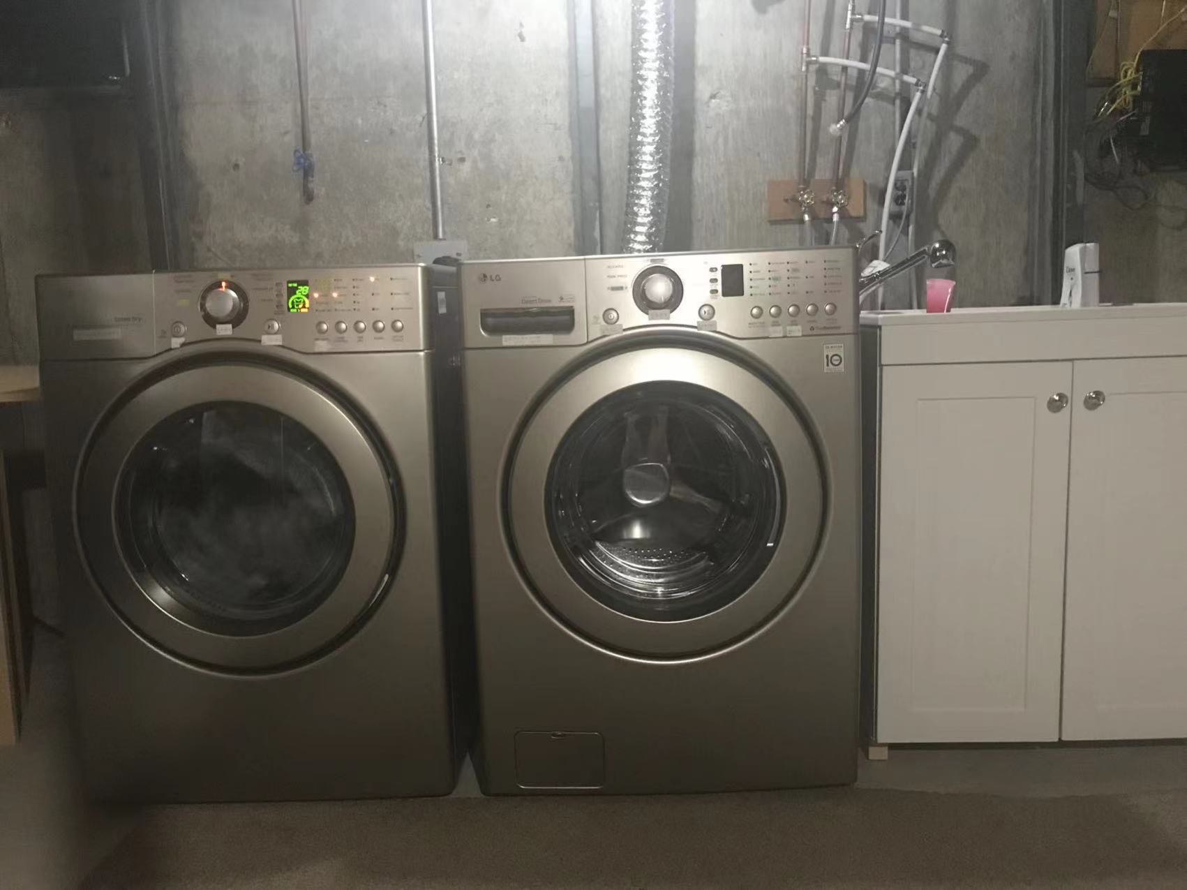 步行8分钟到regina大学townhouse招租一人 - 9