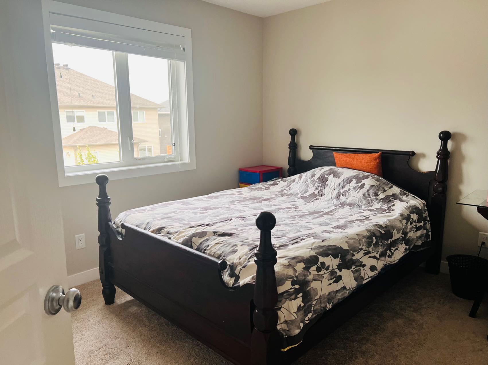 东边Greens二楼次卧出租