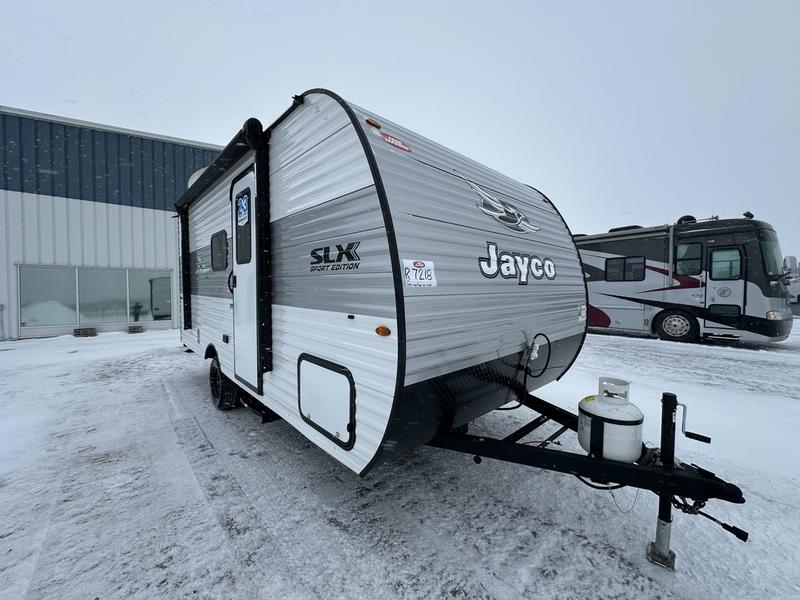 2025年新房车出租，睡5-6人，suv可拖