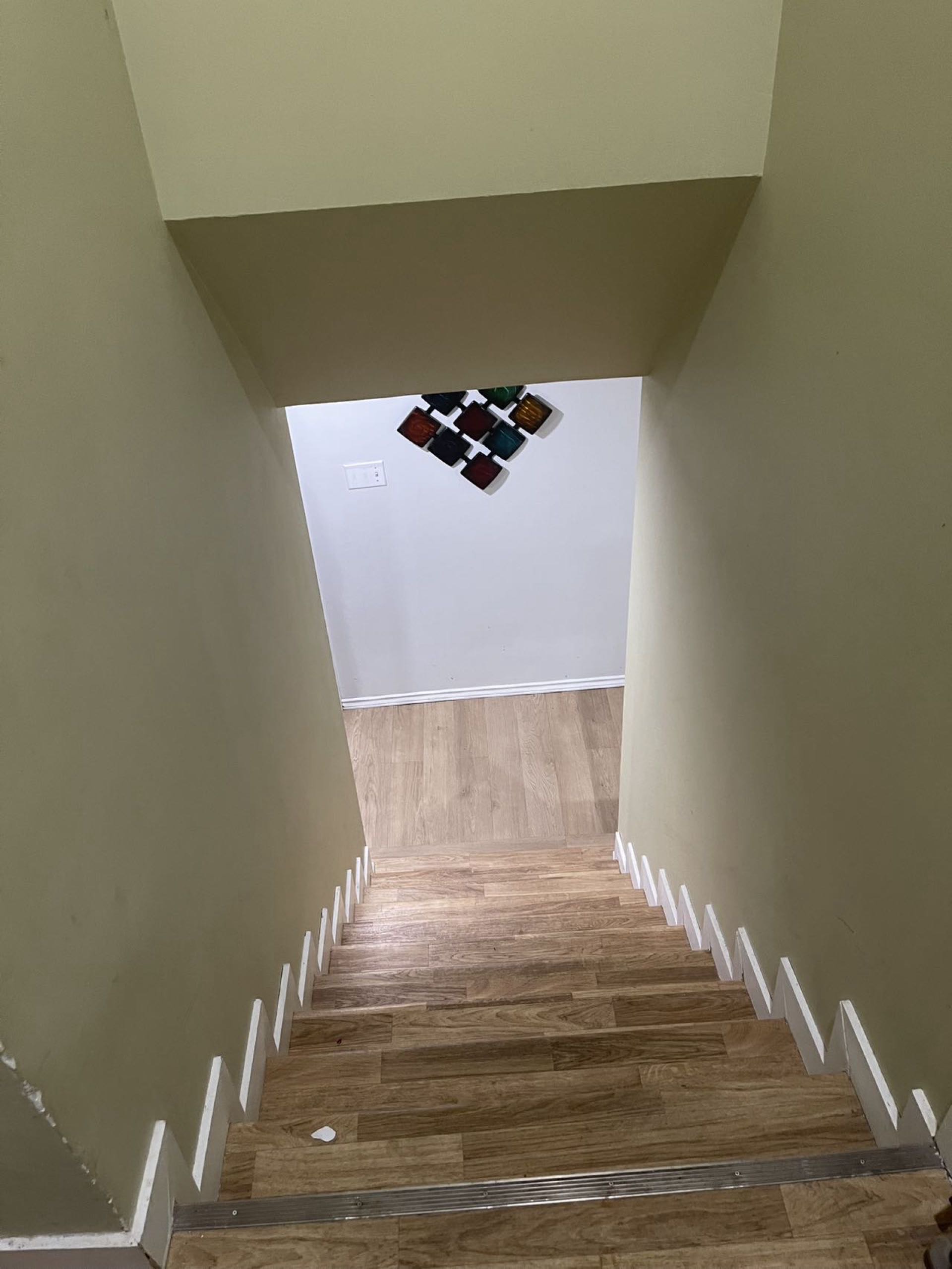 House 地下室房间出租 - 3