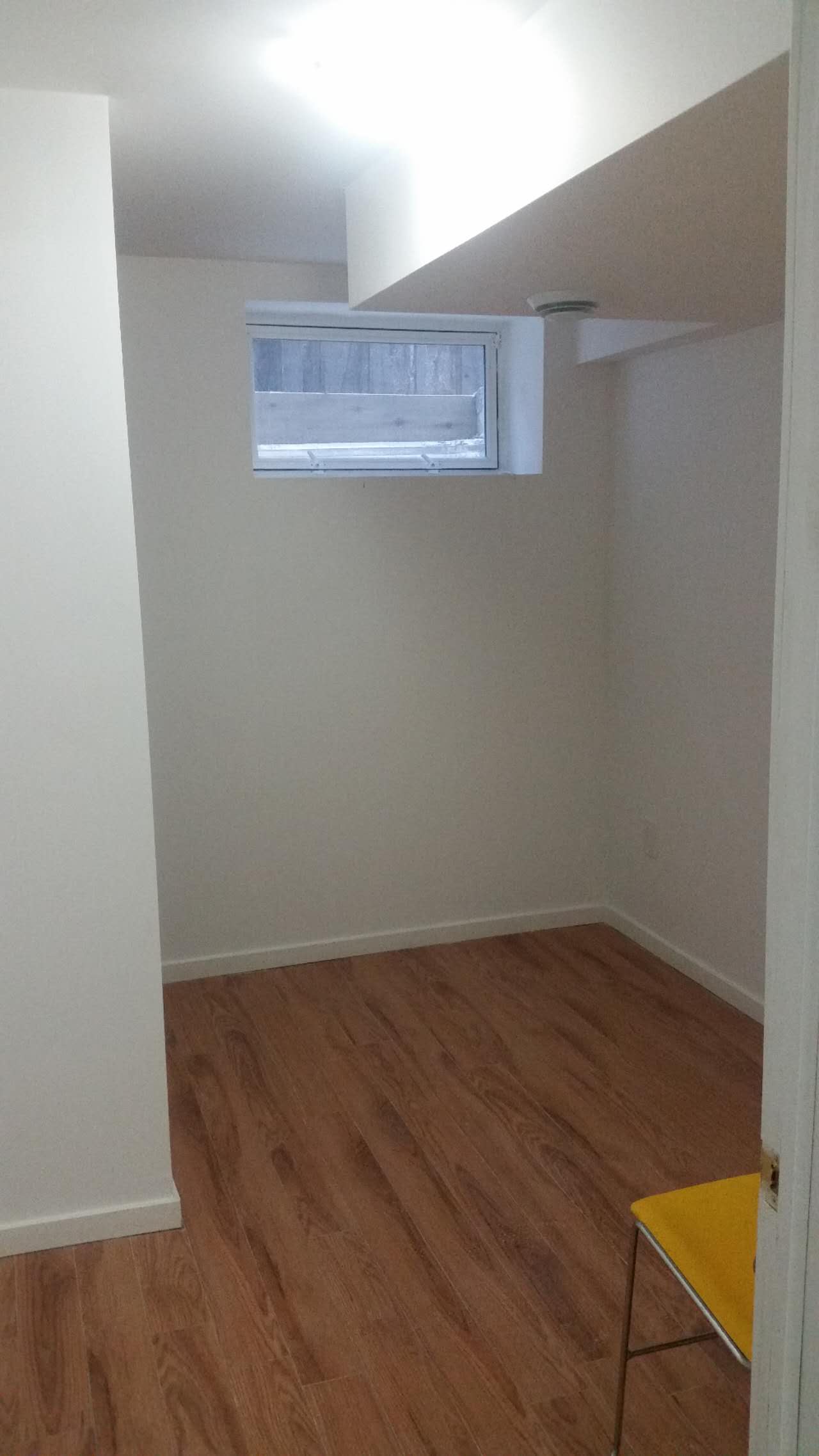 Market mall 旁全独立地下室2室套房出租 水电暖网络全包 - 4