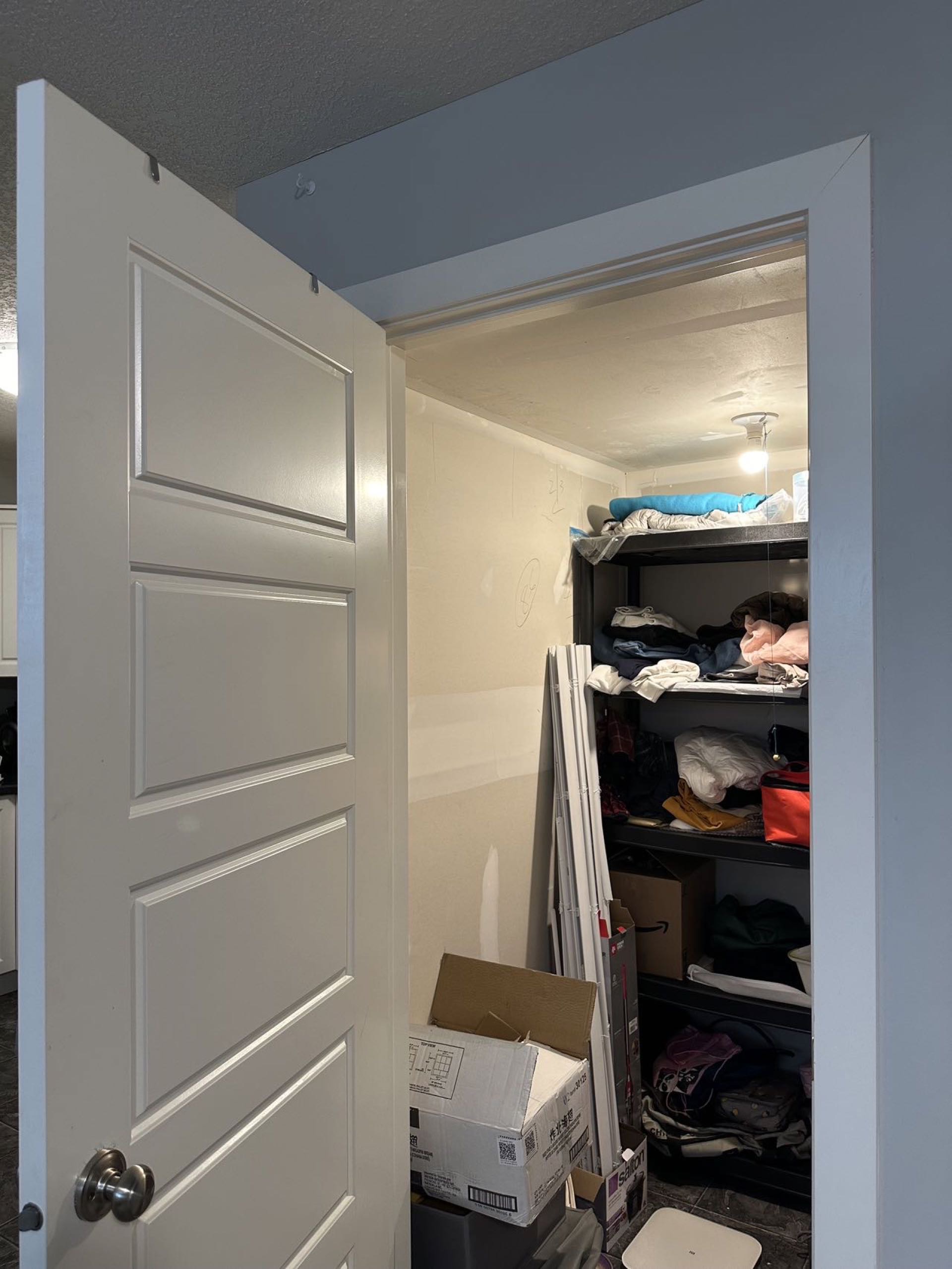 里贾纳东区独立出入半地下室法律套房出租 - 5