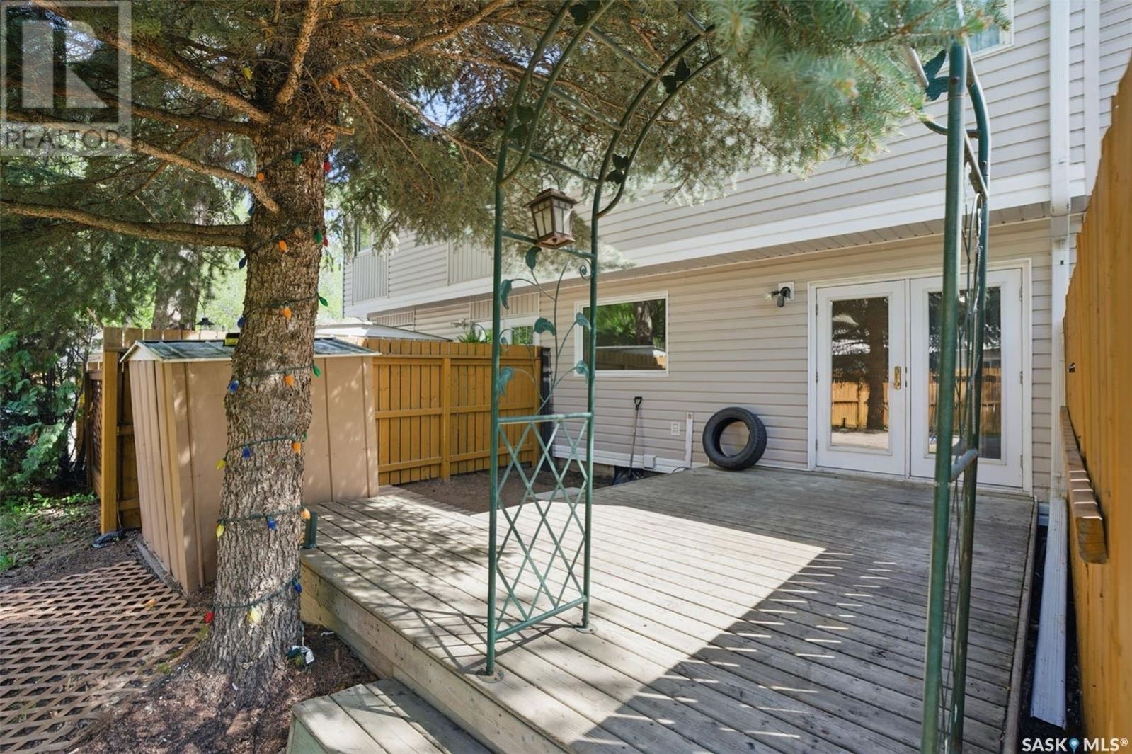 Public Open House公众开放看房 70-330 Haight Cres 12月6日 周六12-1:30PM Gary Gai和同事Dominic Parent会在此迎接🙏  ————————- Wildwood 社区3 卧 2 卫联排出售！全新翻新，实用维护成本低 - 8