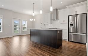 Evergreen小学对面2年新联排出租。3/4房 4卫 2厅，地下室步出式，新装修完成。单车库带院子，房屋如新，采光好。$2500/月包水。 - 7