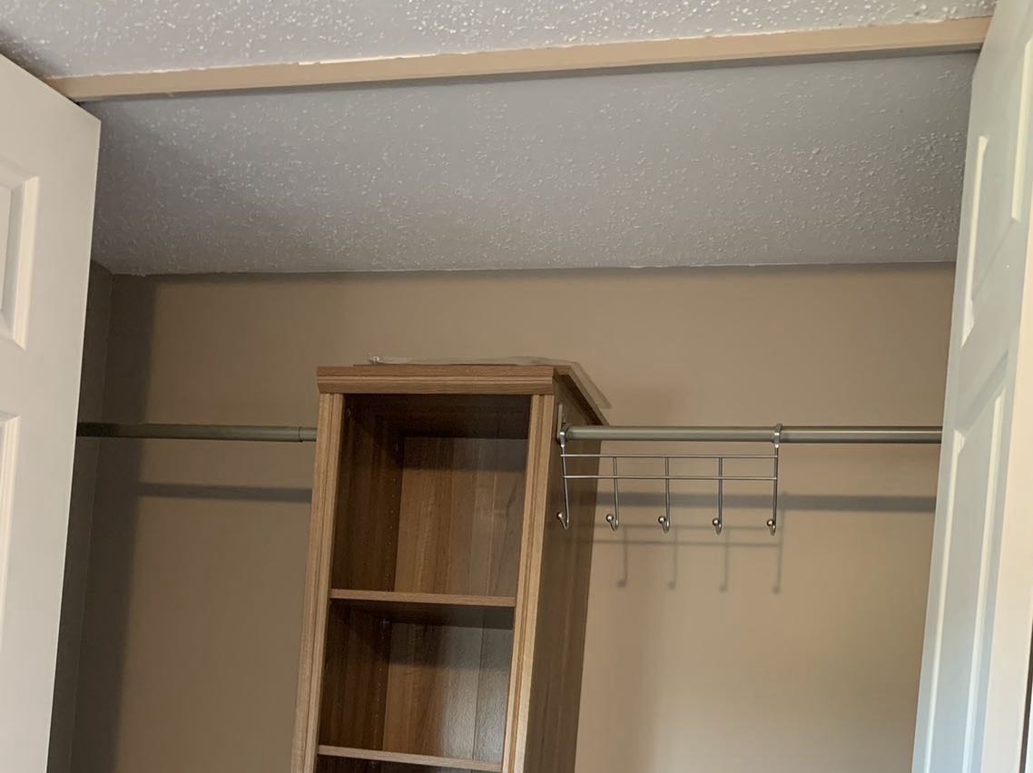 东区成熟社区 冠亚超市附近 出租3房大套房 - 5