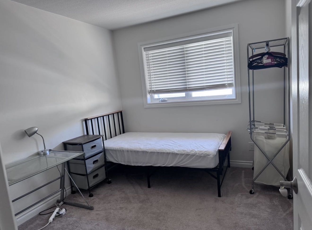 Stonebridge 次卧转租 3.1可入住