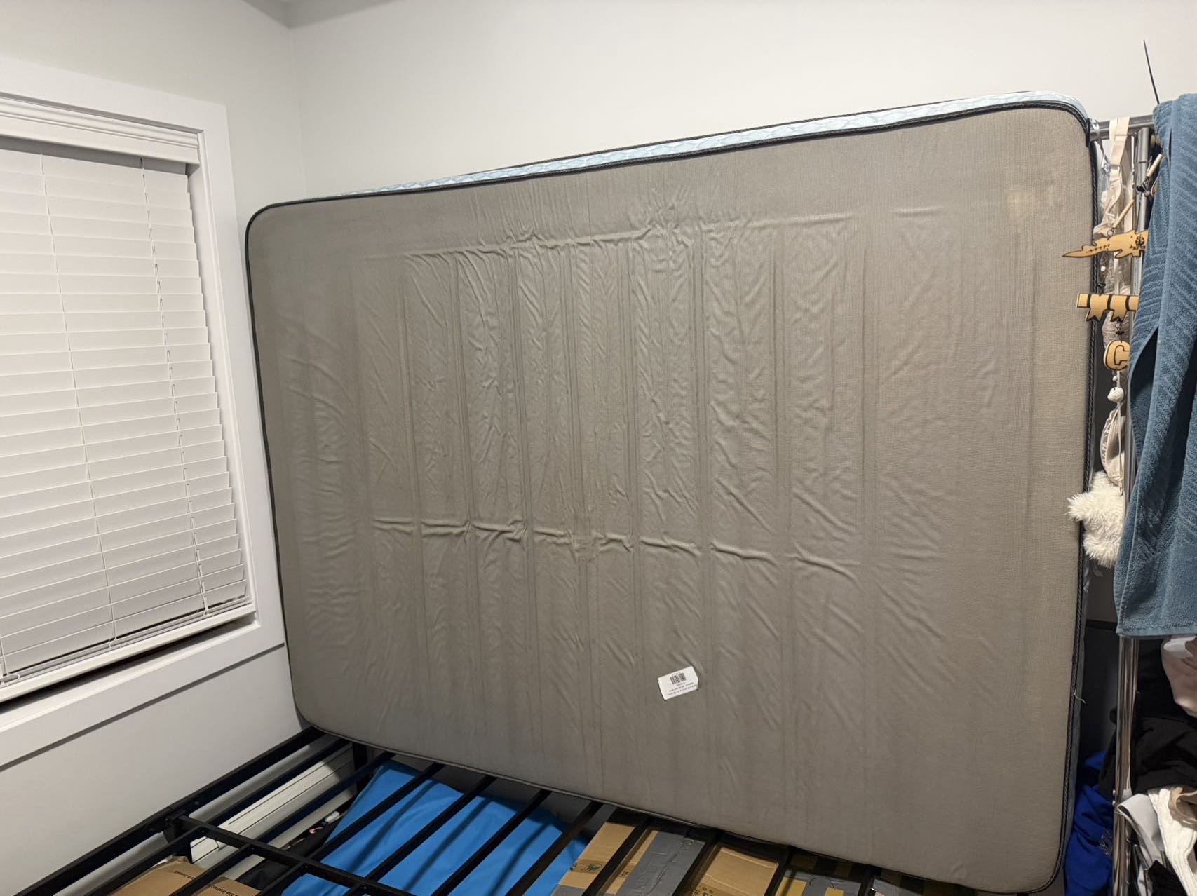 Queen size 床垫+床架