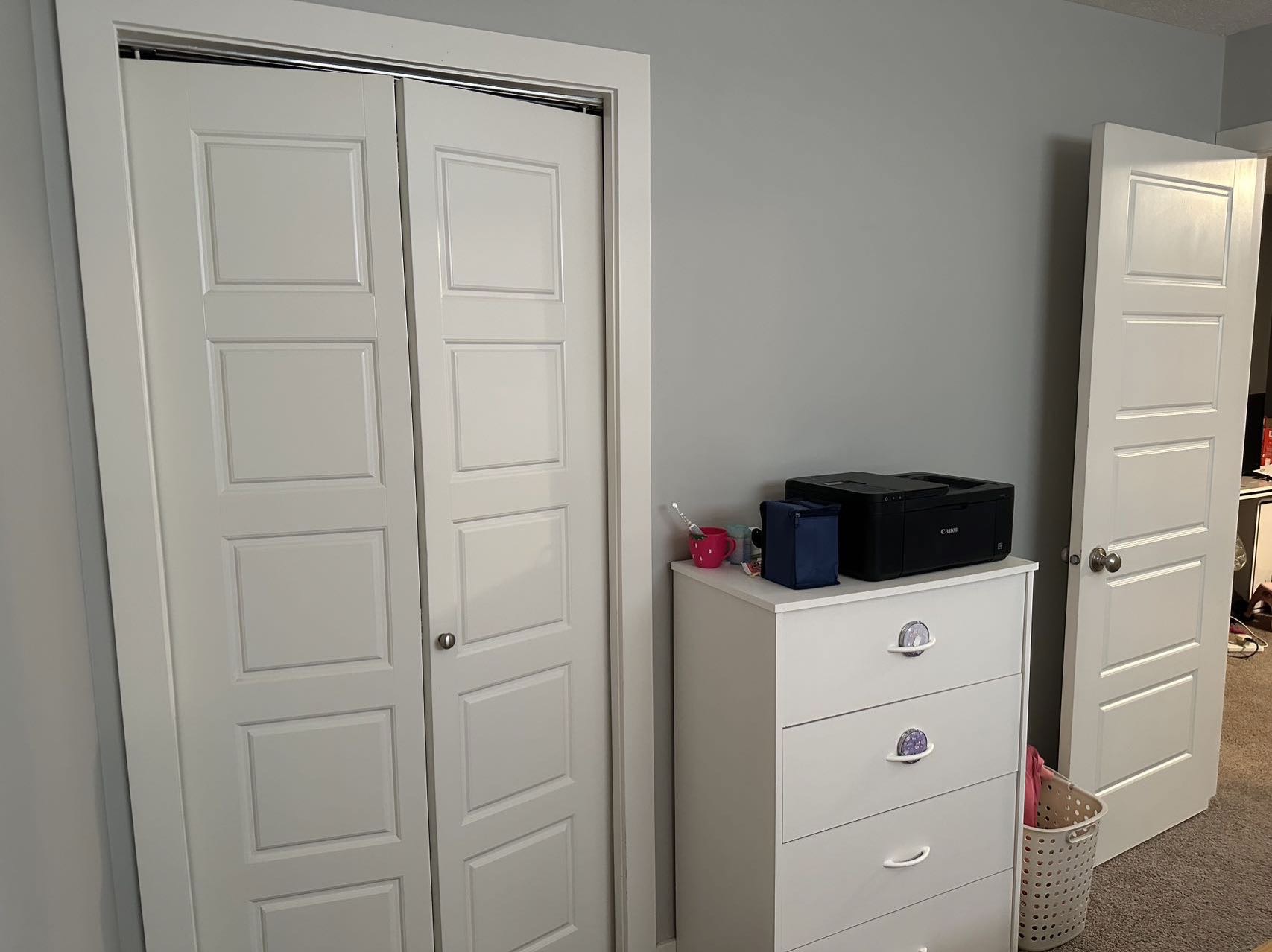 里贾纳东区独立出入半地下室法律套房出租 - 9