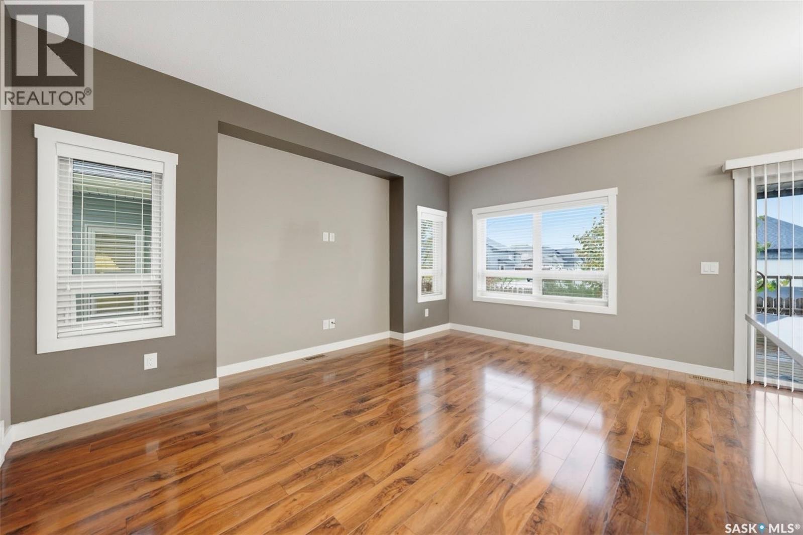 Willowgrove小学步行百米端户联排别墅出售！ - 7