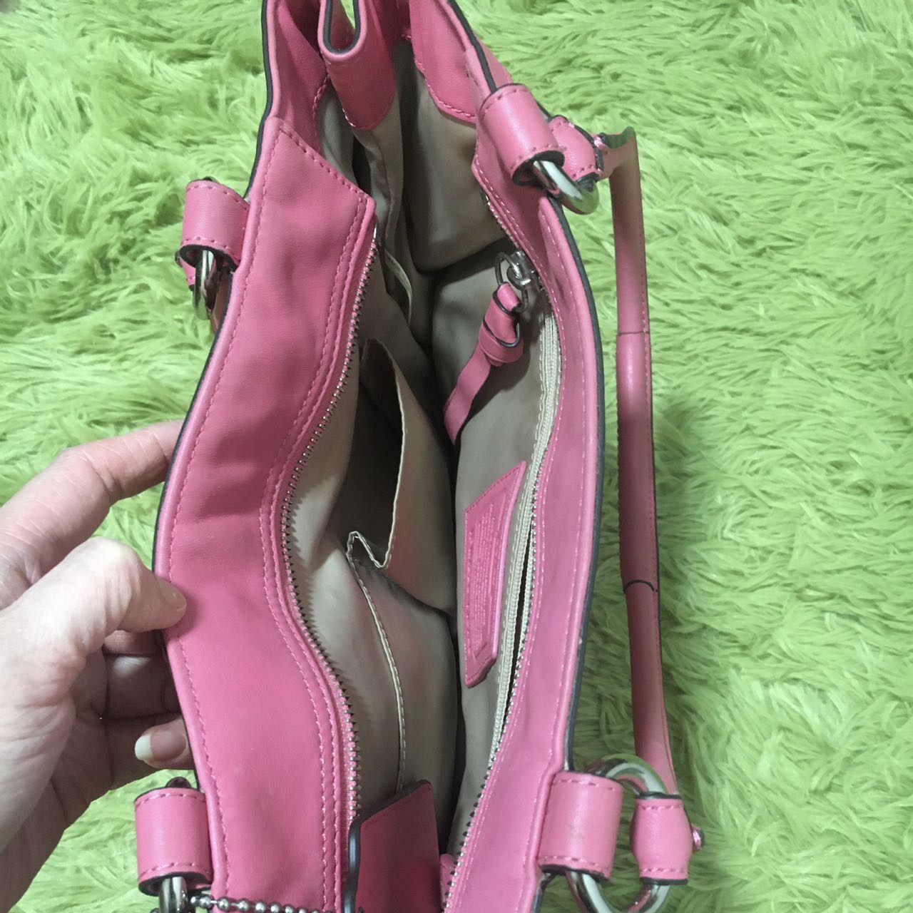 Coach 女士纯皮大包 - 2