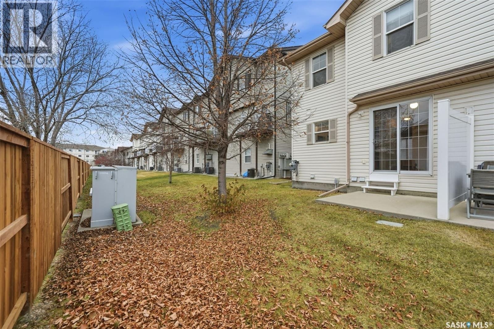 Public Open House公众开放看房 68-135 Pawlychenko Lane 11月29日 周六 2:00-4:00PM Gary Gai或者同事Dominic Parent会在此迎接🙏 ————— Lakewood小区安静边户联排别墅出售，两间宽敞卧室和两间 - 8