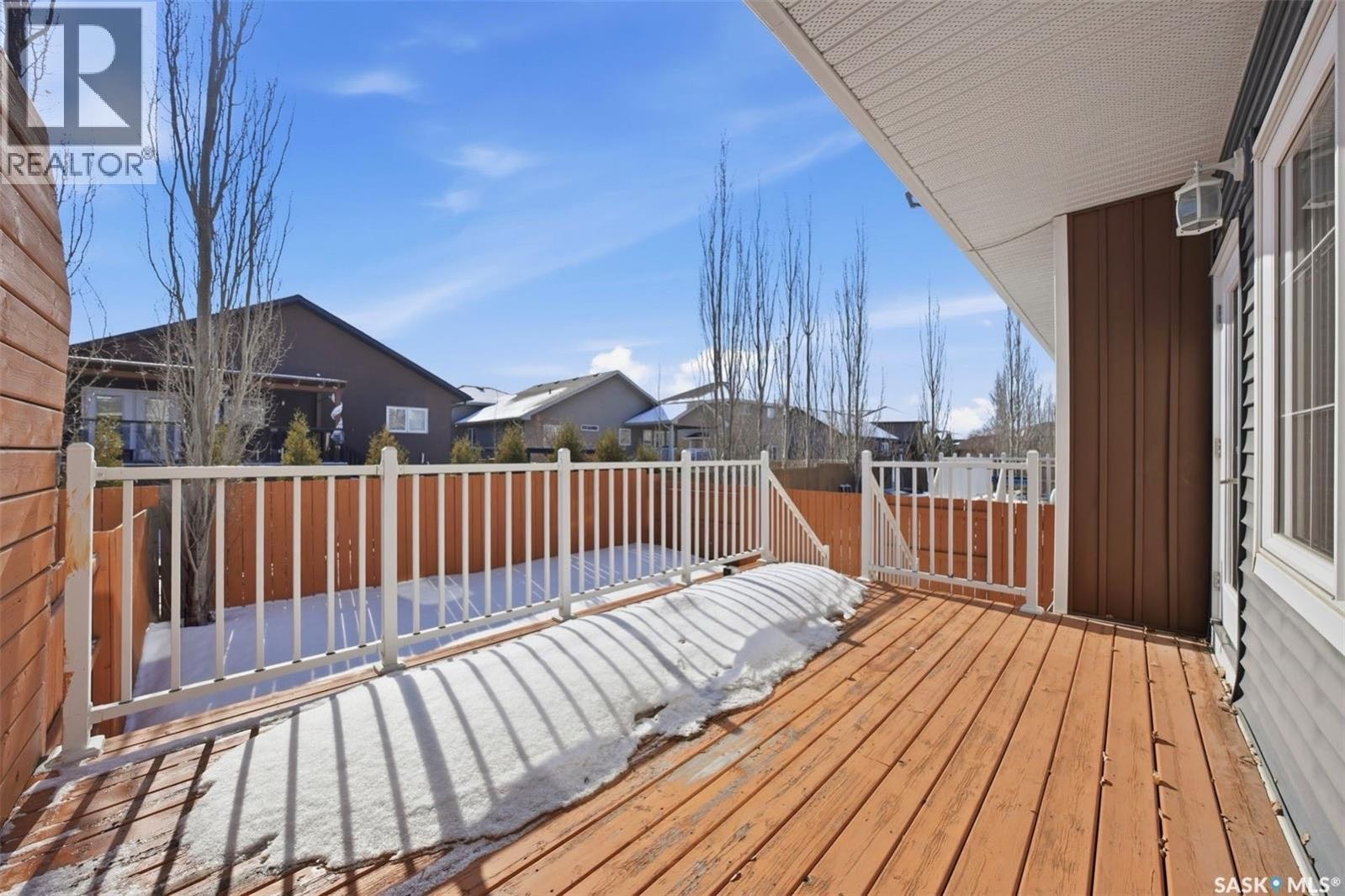 Public Open House公众开放看房📍603–315 Zary Road 3月21日 周六12-2PM Gary Gai或者同事Dominic Parent会在此迎接🙏 ————— 1,804 sqft、3卧3卫 的宽敞联排别墅，位于备受欢迎的 Evergreen - 8