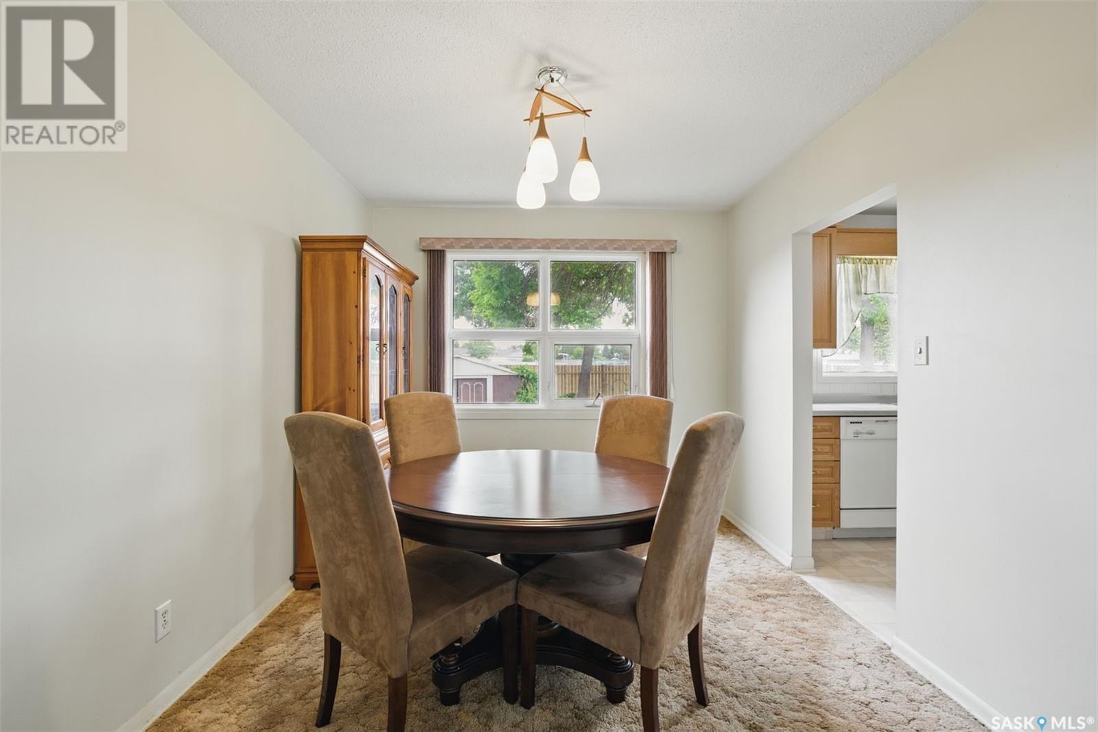 Public Open House公众开放看房 118 East Drive 6月22日 周日2:00-4:00PM Gary Gai或者同事Dominic Parent会在此迎接🙏 - 7