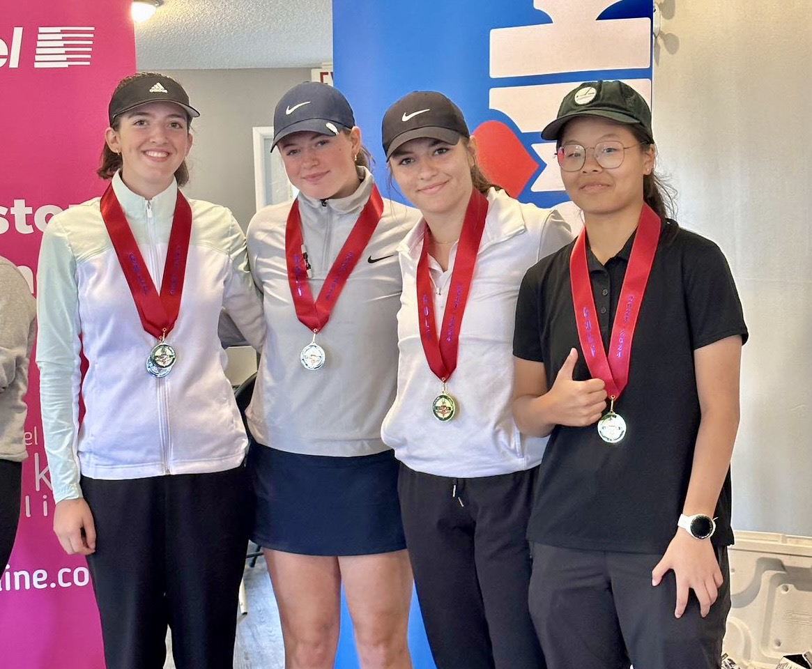 在2023年全萨省高中比赛中，一诺同学获得集体冠军🏆是四人代表队中最重要的得分选手