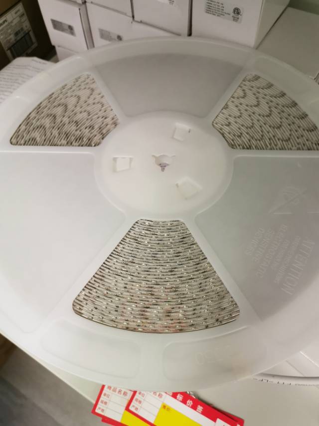 全新灯带灯具批发，价格优惠