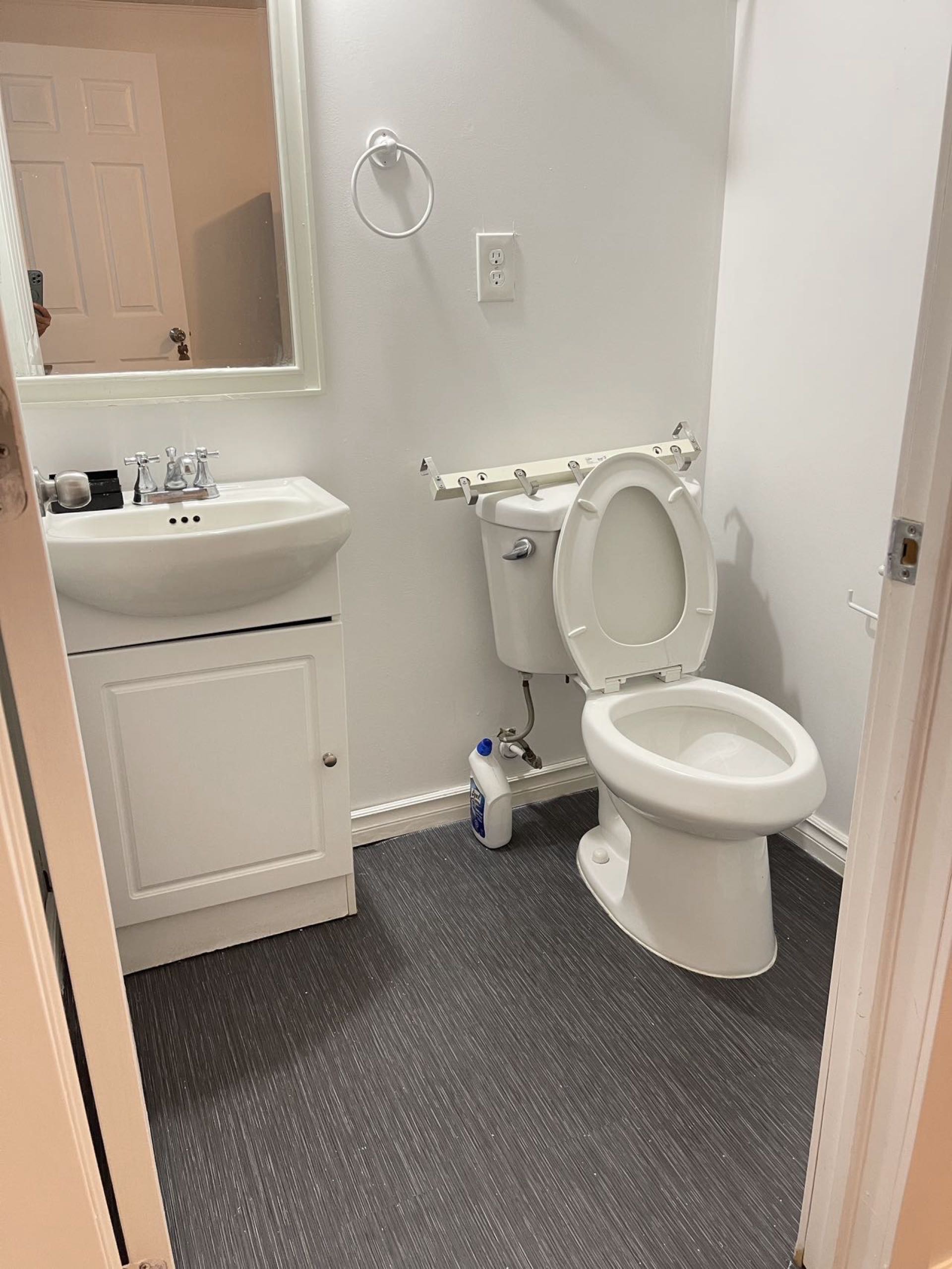 半地下室带卫生间单间出租（6月1日） - 4