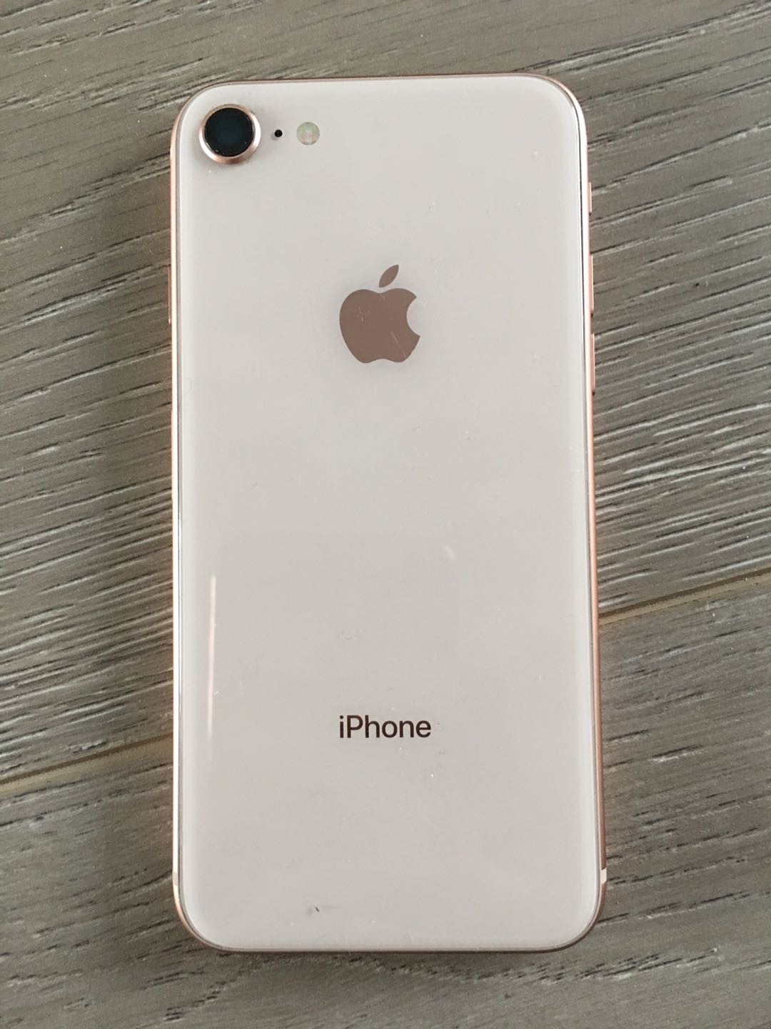 出售手机IPHONE 8 - 256GB like new - 2