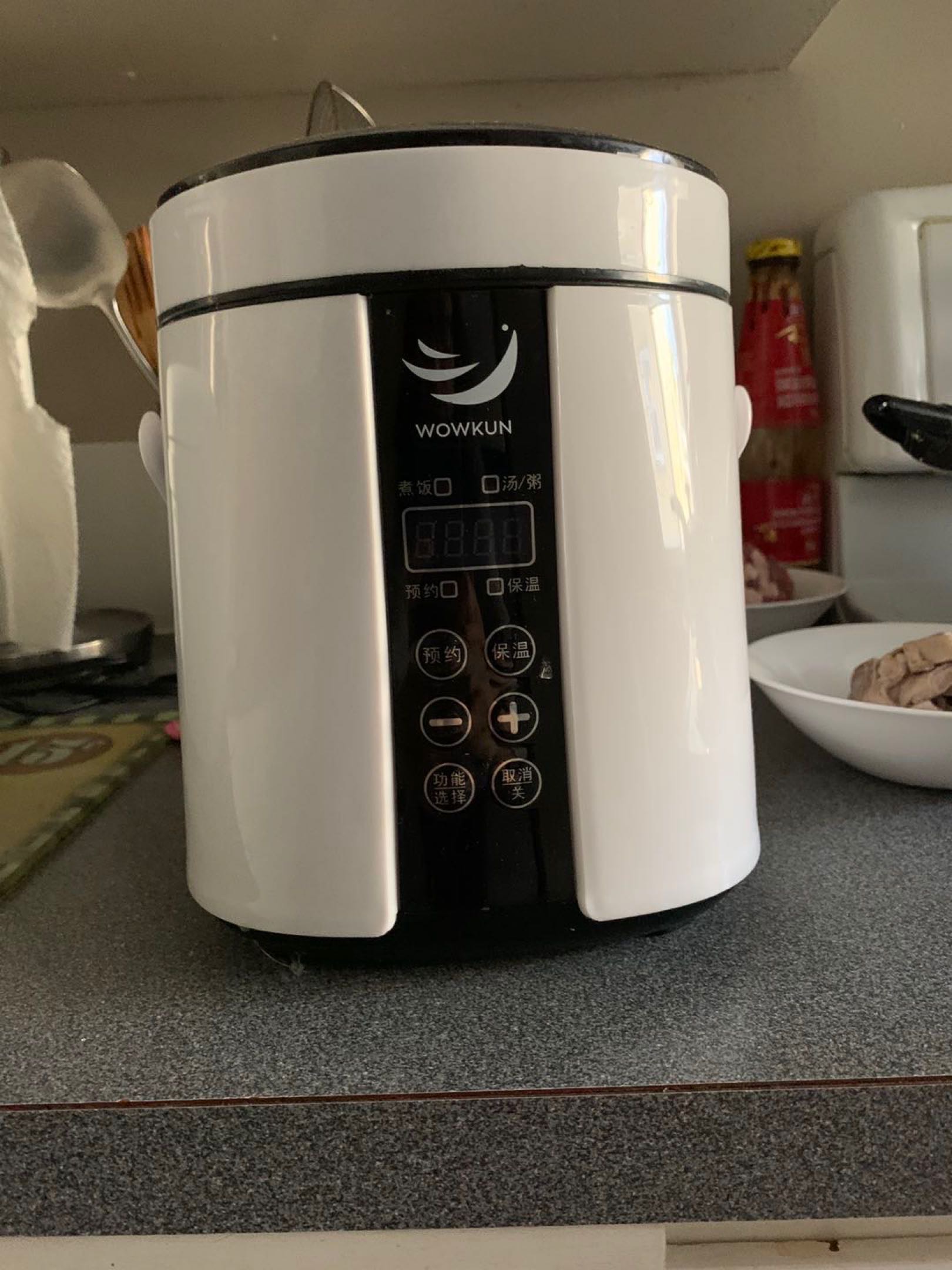 轻便型炖锅