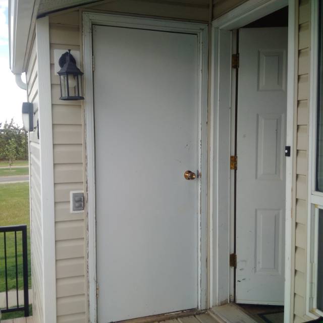 近Regina大学Condo转租 - 5