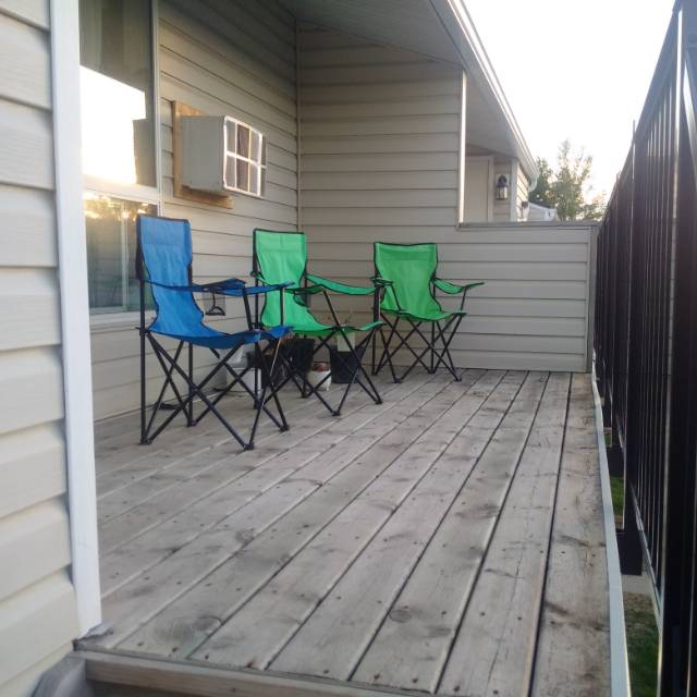 近Regina大学Condo转租 - 6