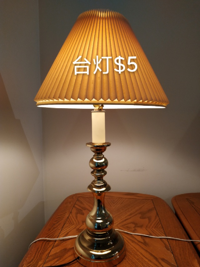 餐桌，餐椅，床头柜 - 4