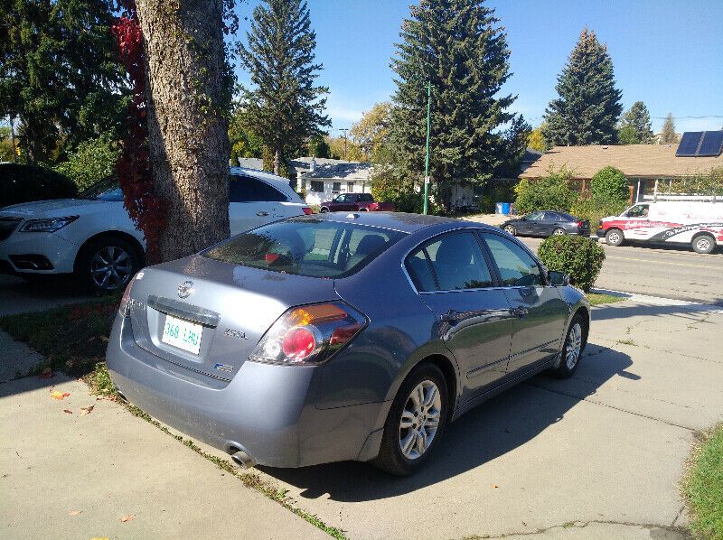 2011 nissan altima低价转售