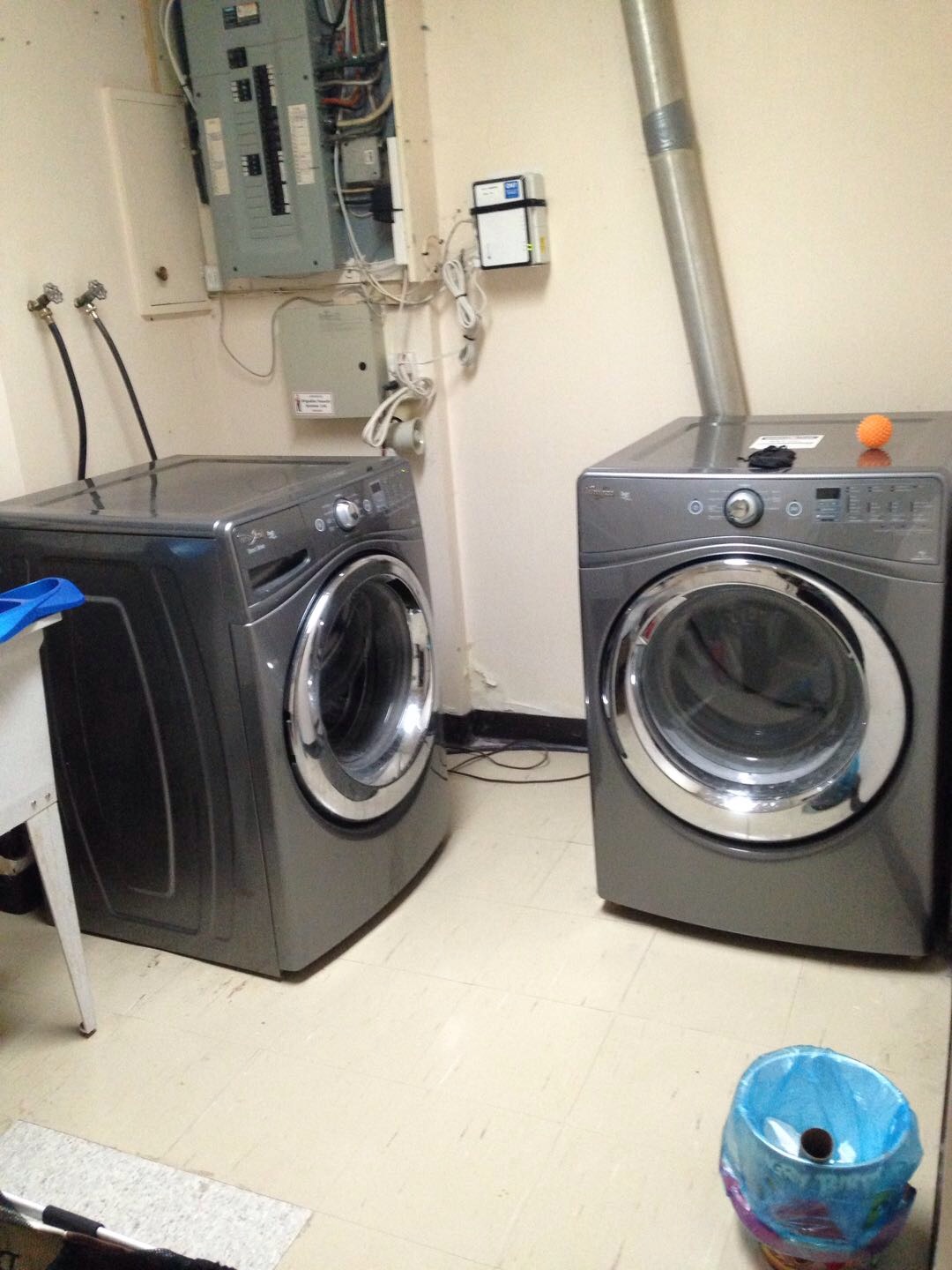 出租萨大附近好房间（限女生） - 3